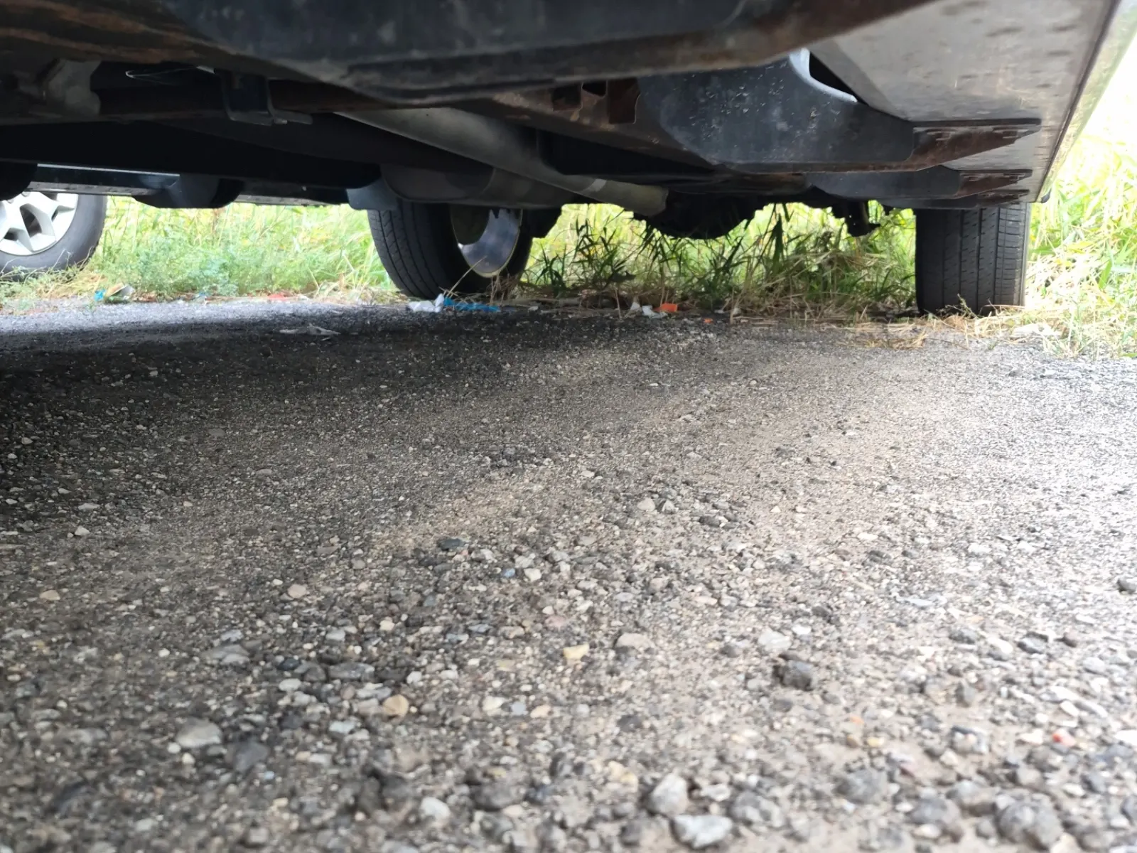 Undercarriage - Driver Photo