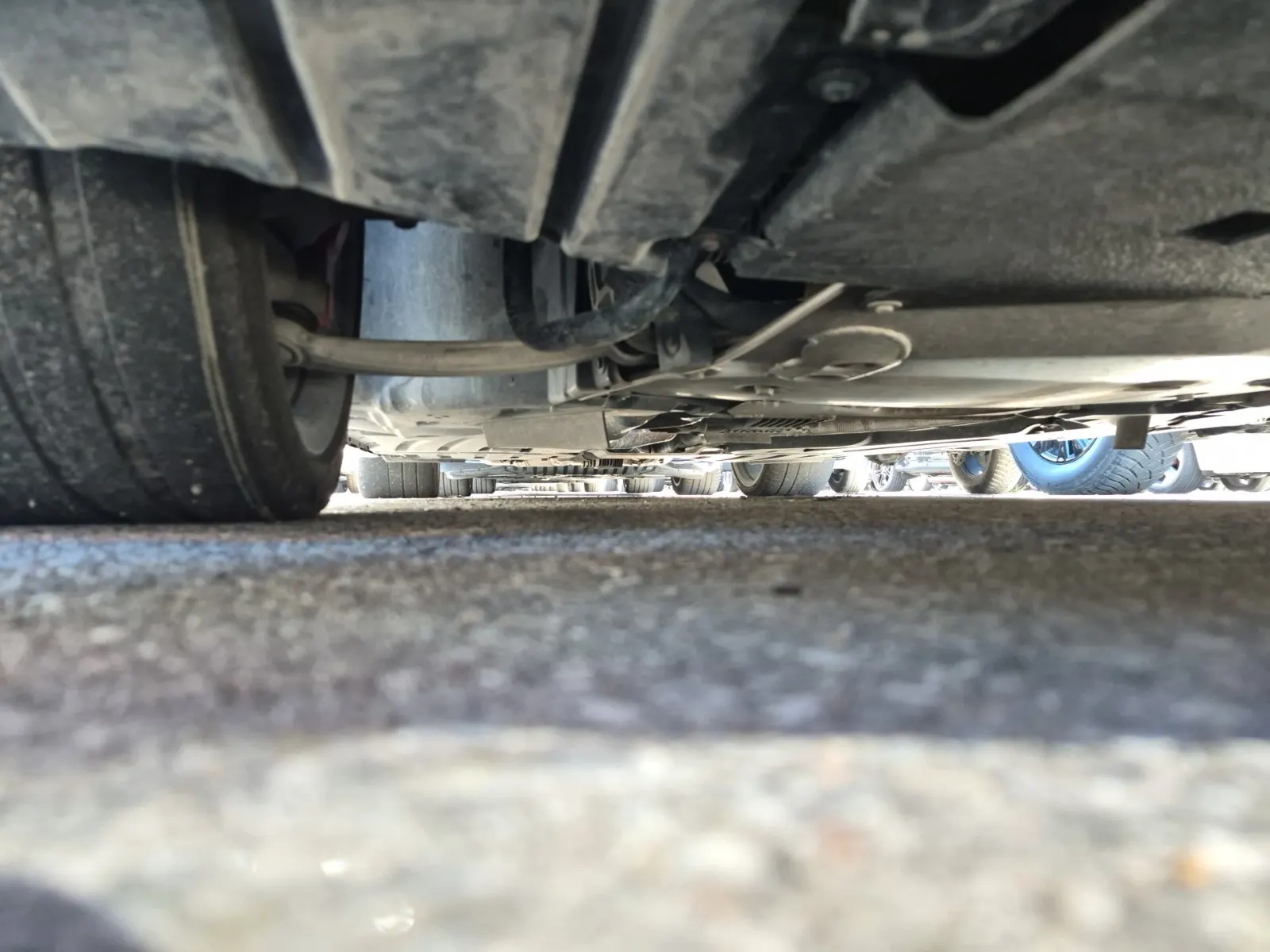 Undercarriage - Front Photo