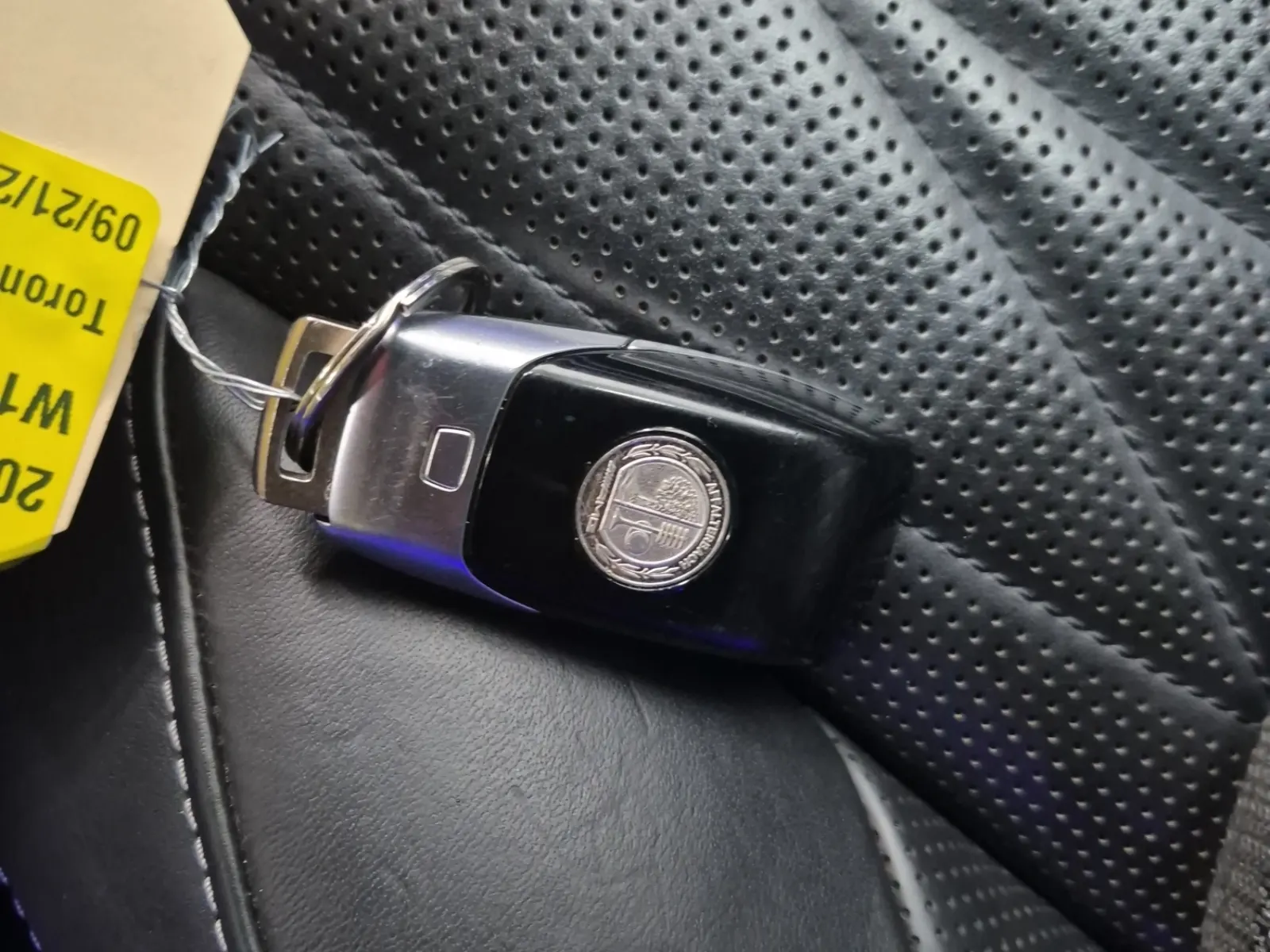 Keys/Fobs/Manual Photo