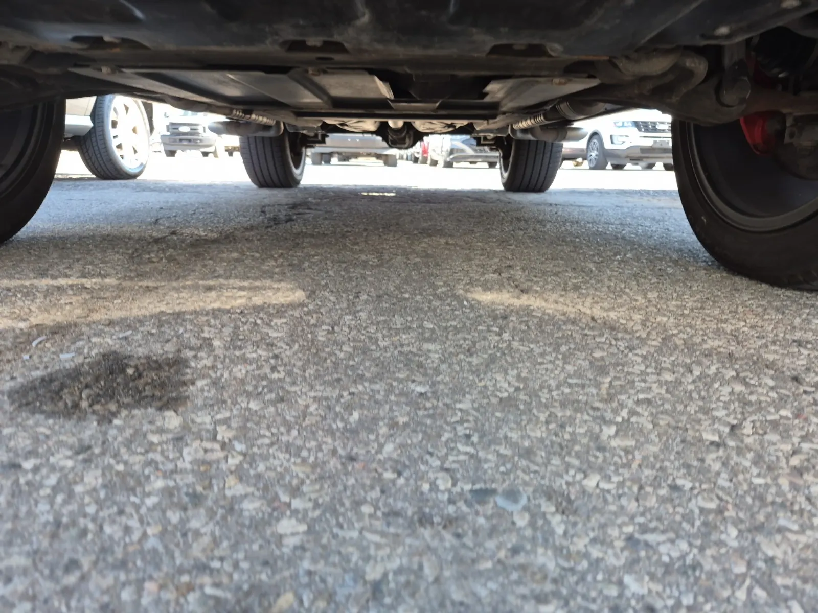 Undercarriage - Front Photo