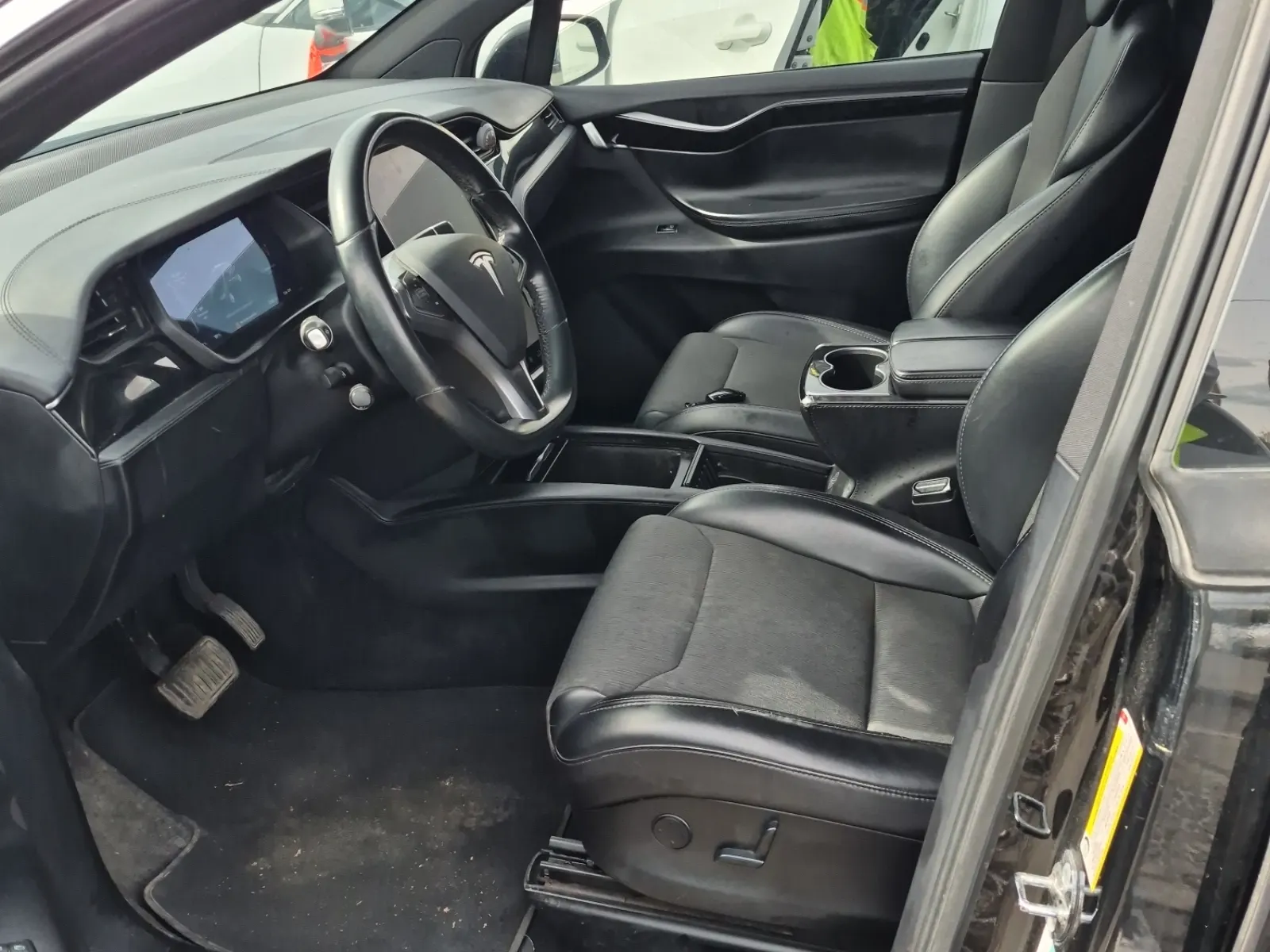 Front Interior Photo