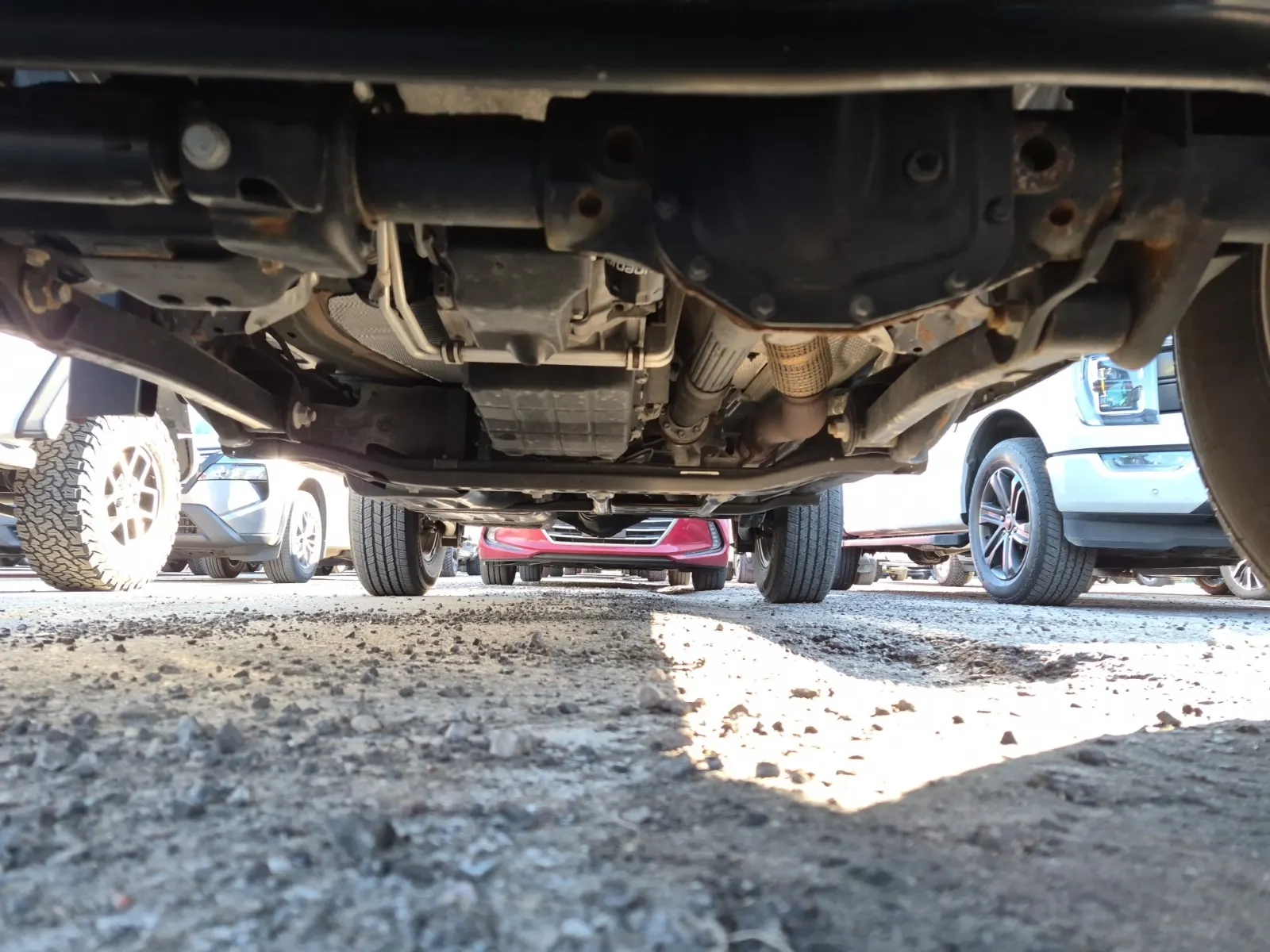 Undercarriage - Front Photo