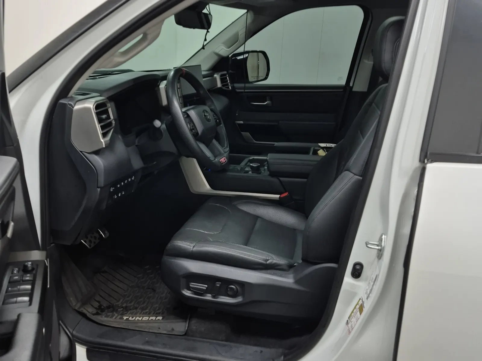Front Interior Photo