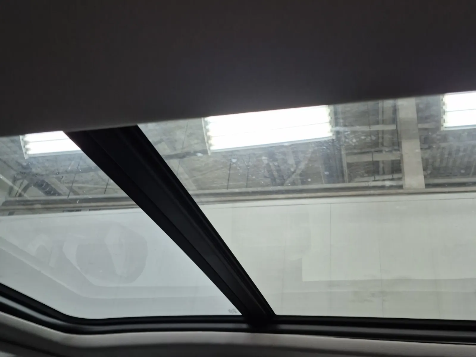 Interior Roof Photo