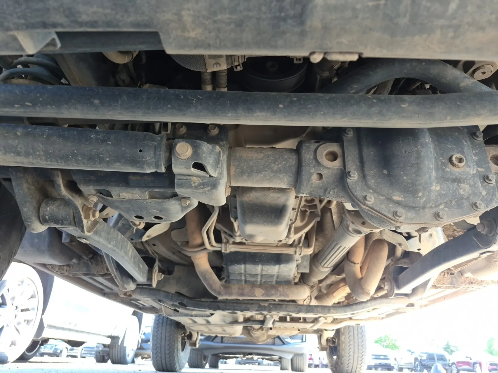 Undercarriage - Front Photo