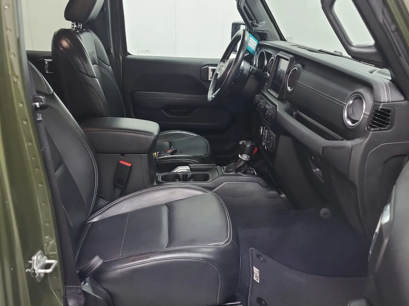Right Side Interior Photo