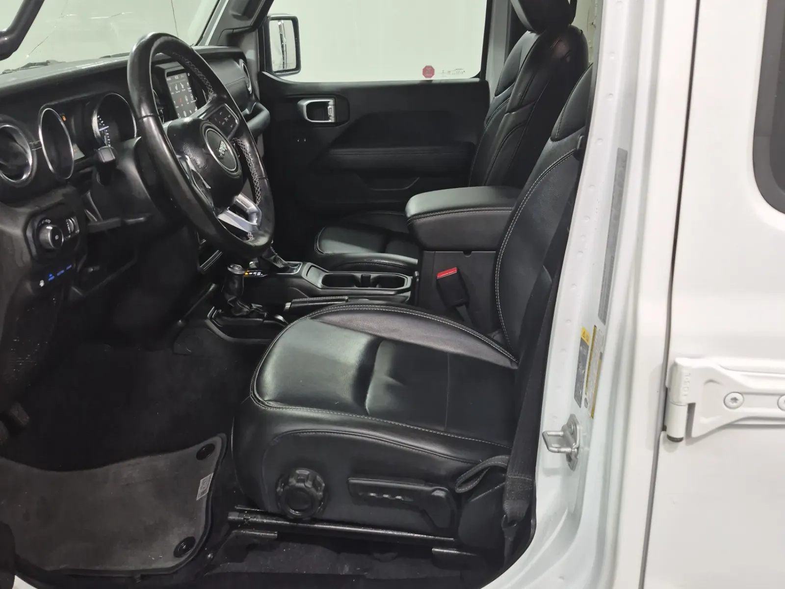 Front Interior Photo