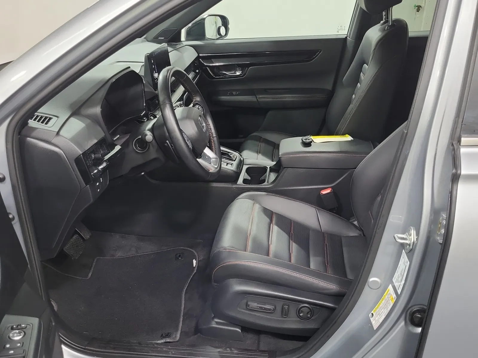 Front Interior Photo