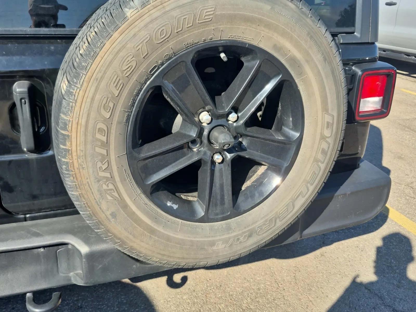 Spare Tire & Wheel Photo
