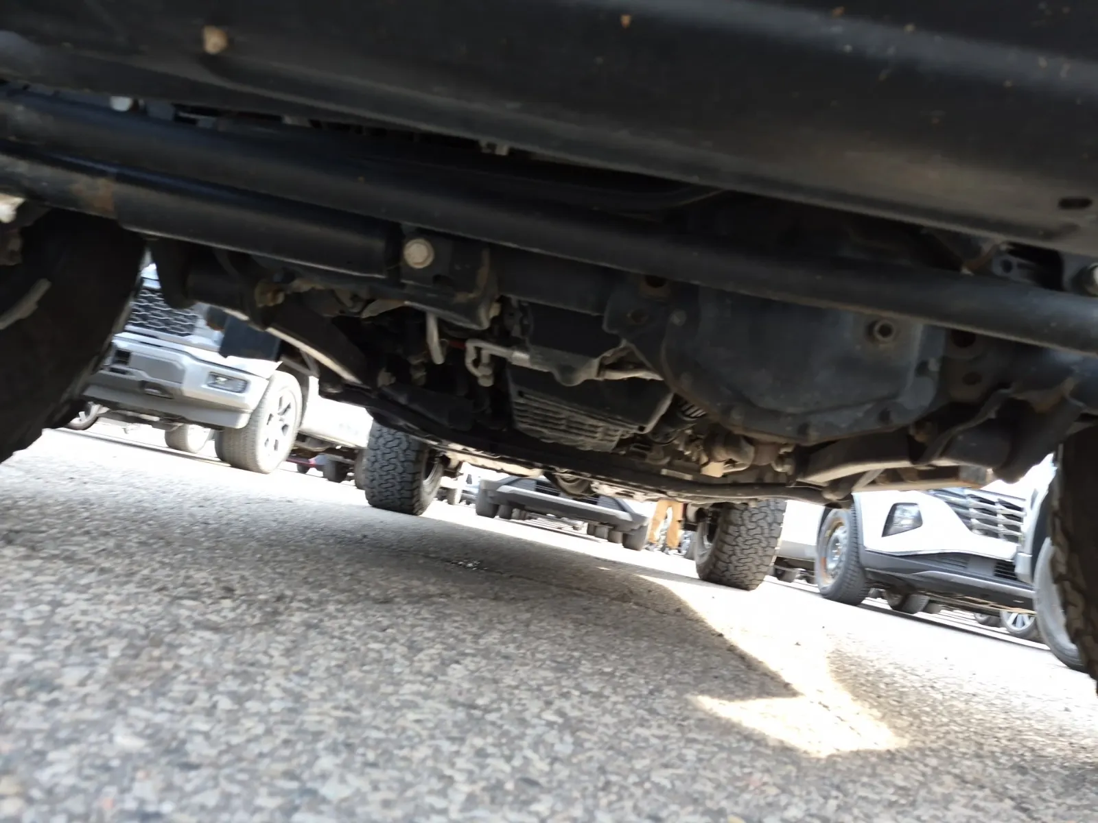 Undercarriage - Front Photo