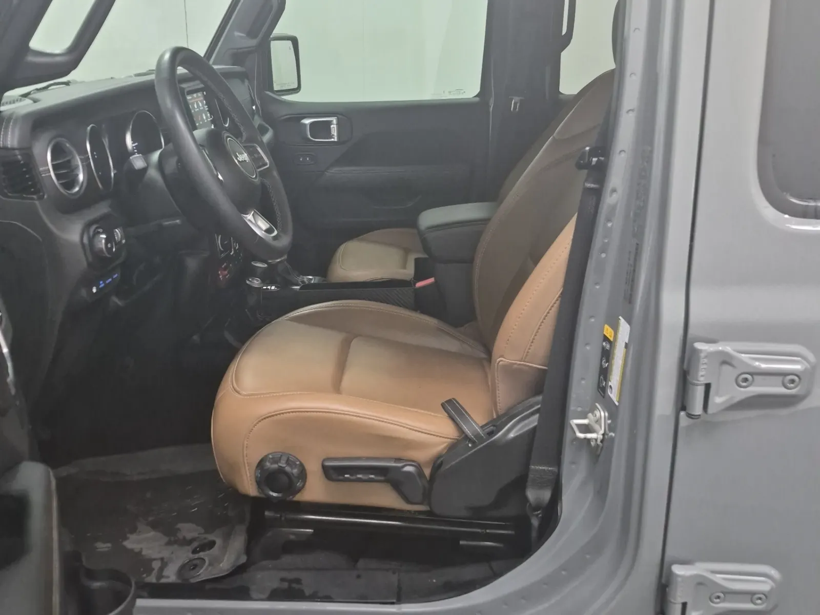 Front Interior Photo