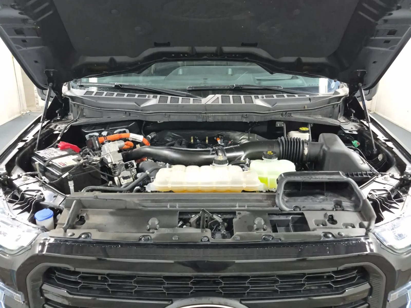 Engine Photo