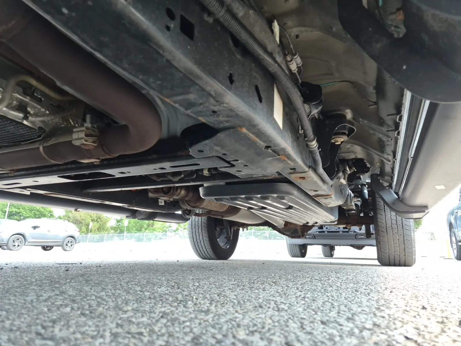 Undercarriage - Driver Photo