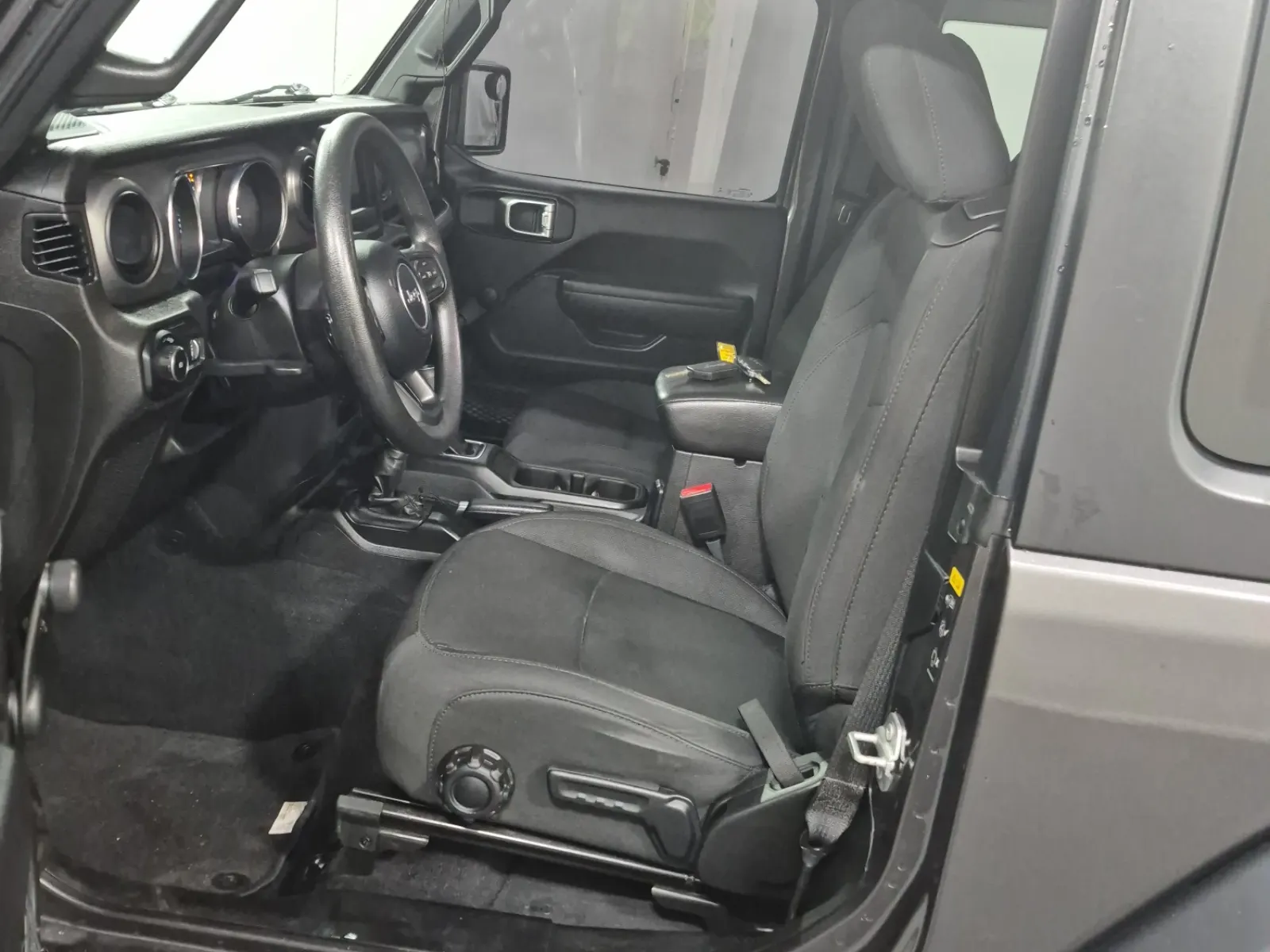Front Interior Photo