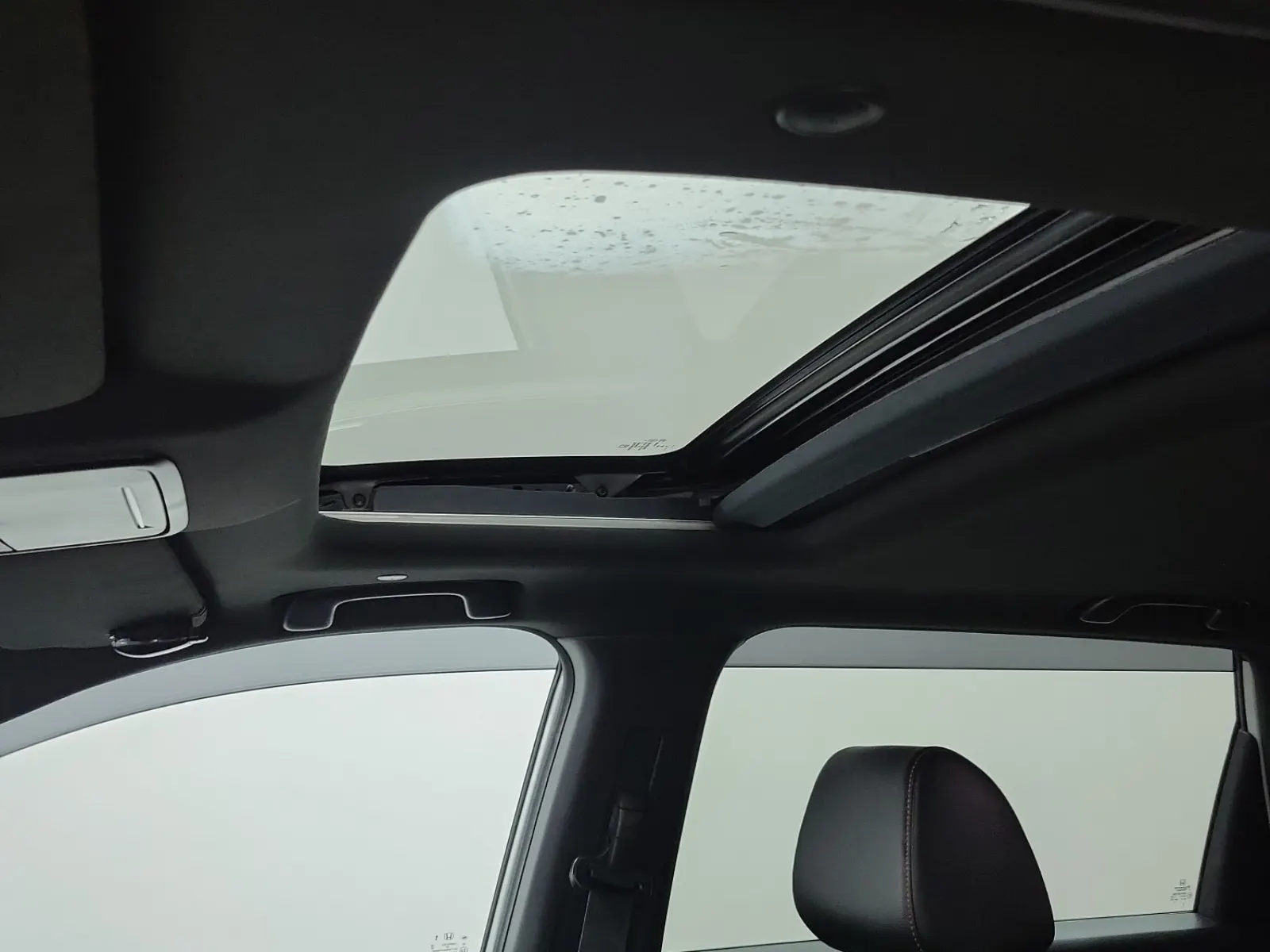 Interior Roof Photo