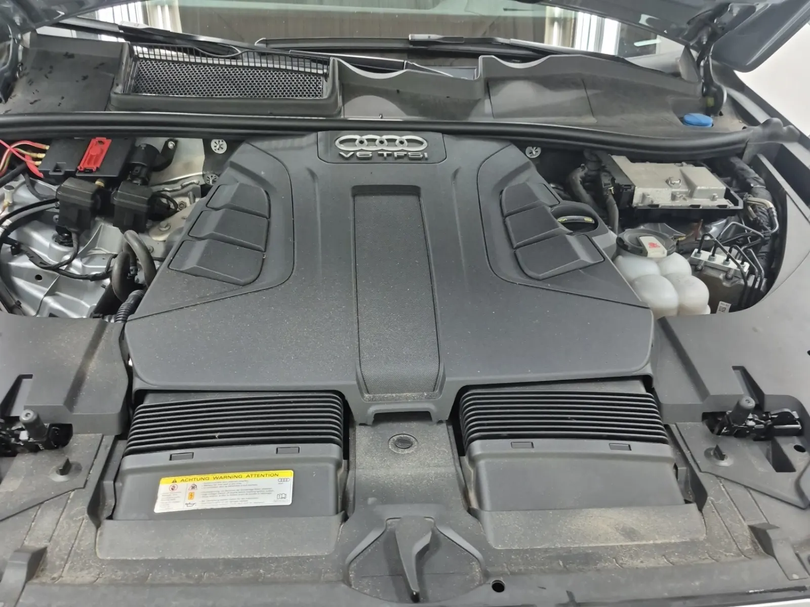 Engine Photo