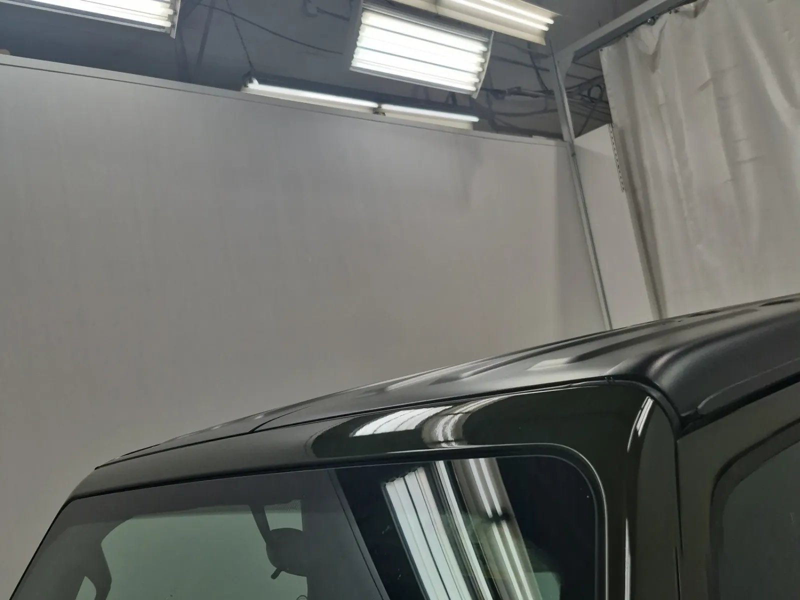 Exterior Roof Photo