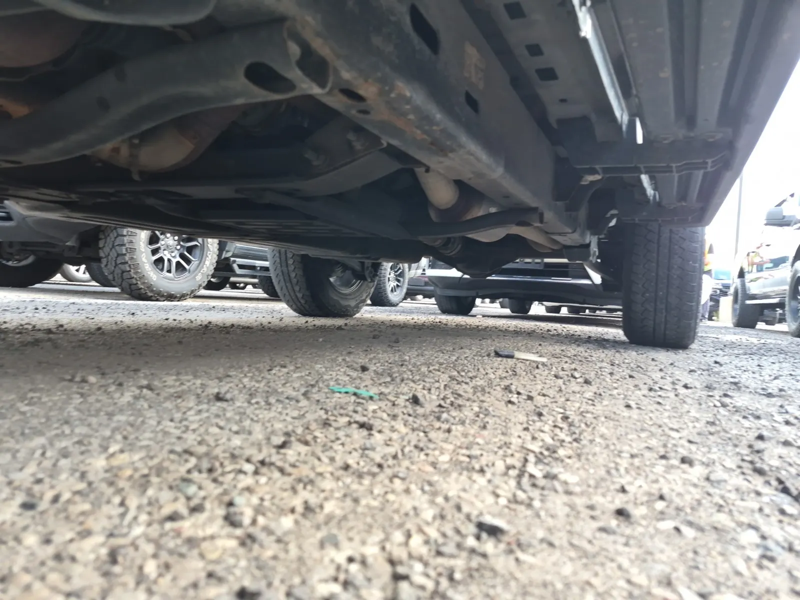 Undercarriage - Driver Photo