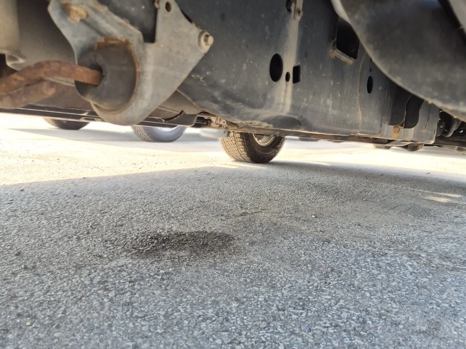 Undercarriage - Passenger Photo