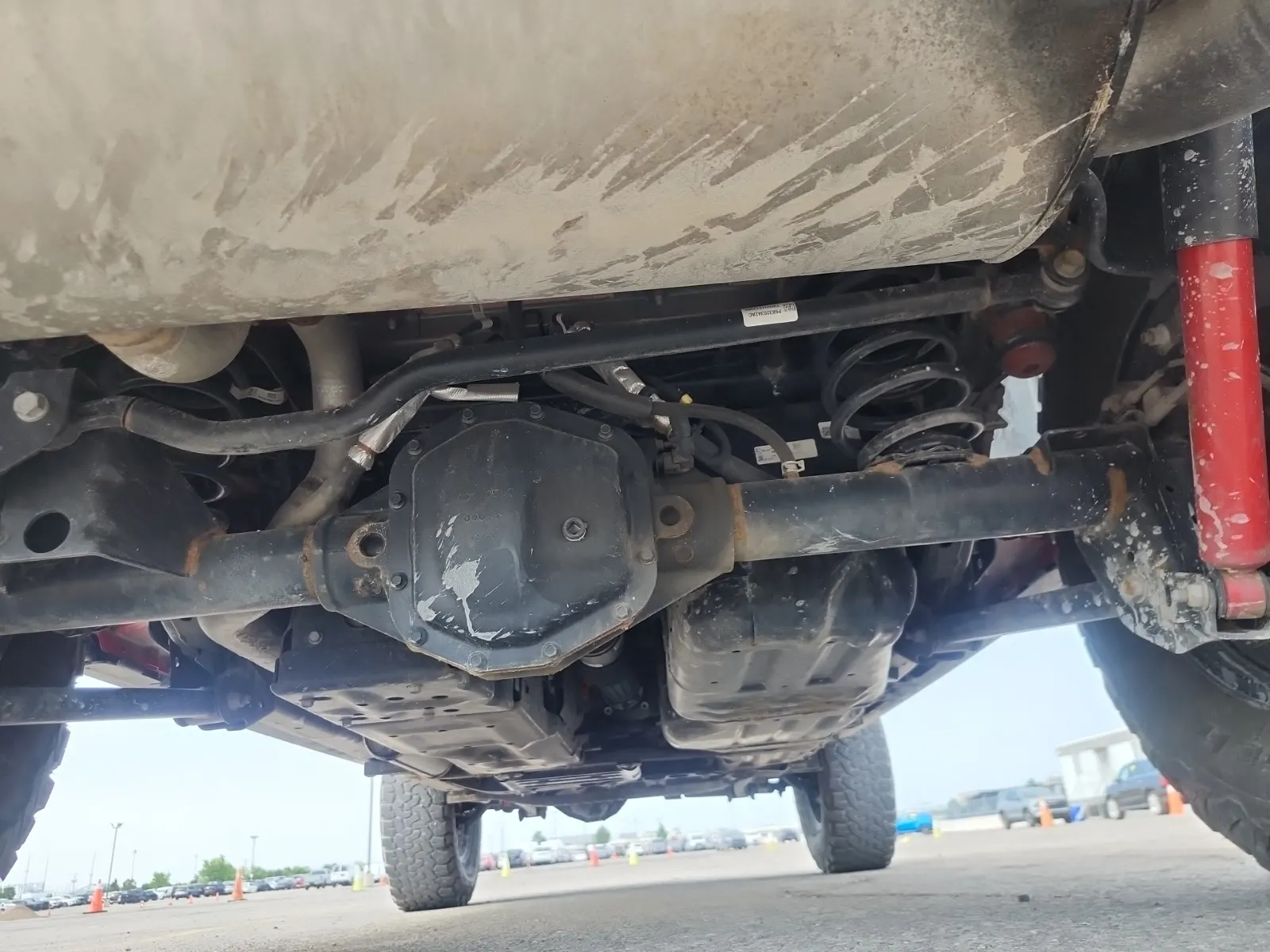 Undercarriage - Rear Photo