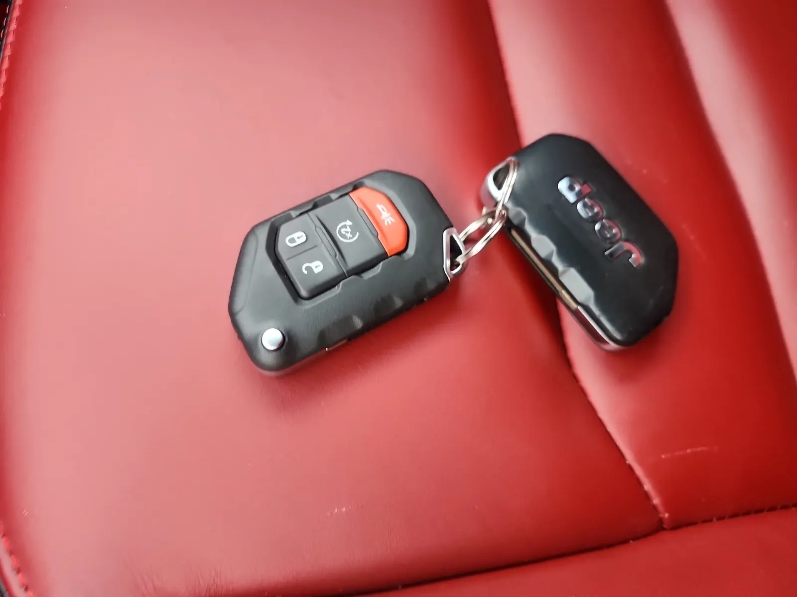 Keys/Fobs/Manual Photo