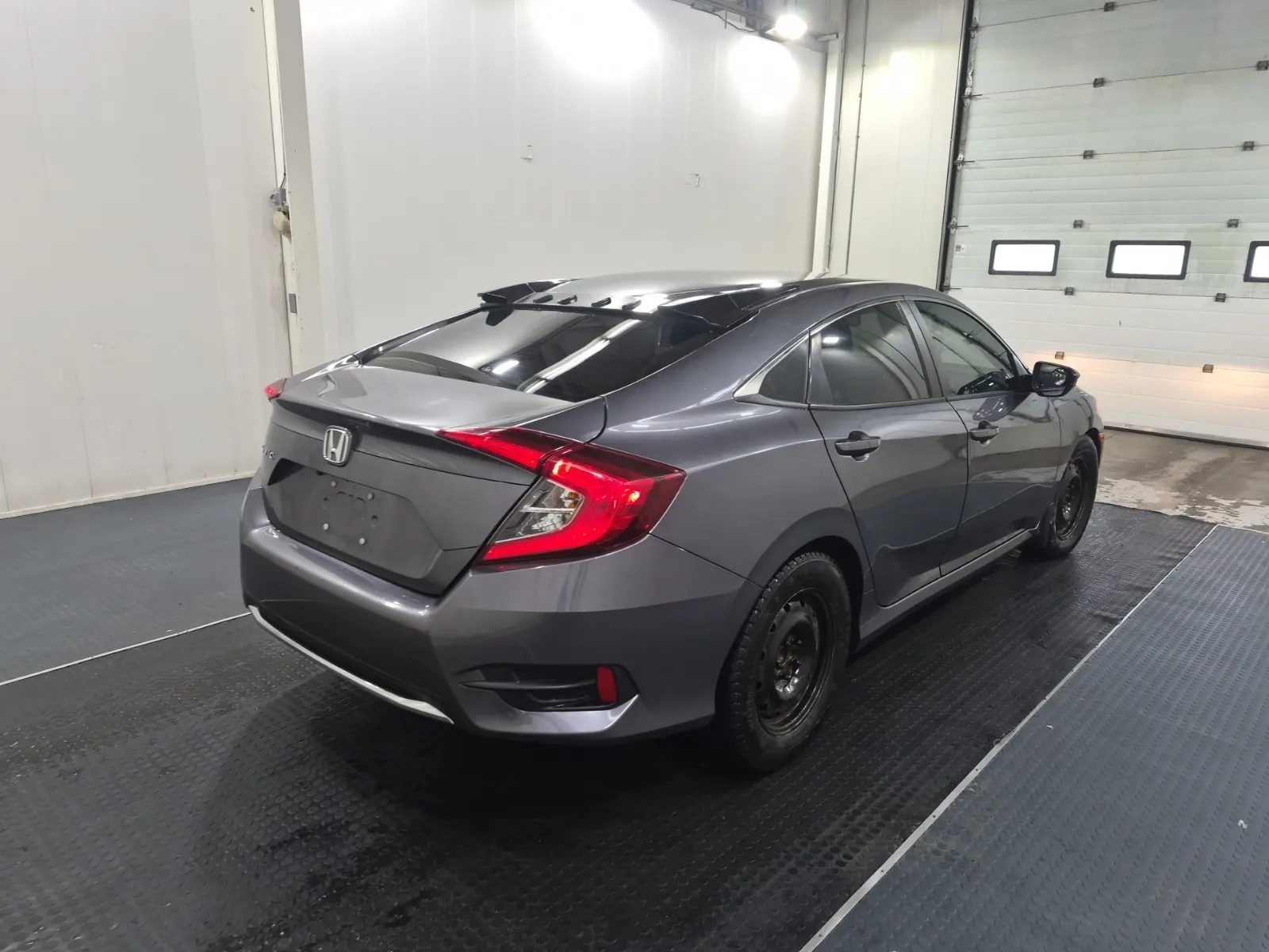 Passenger Rear 3/4 Photo