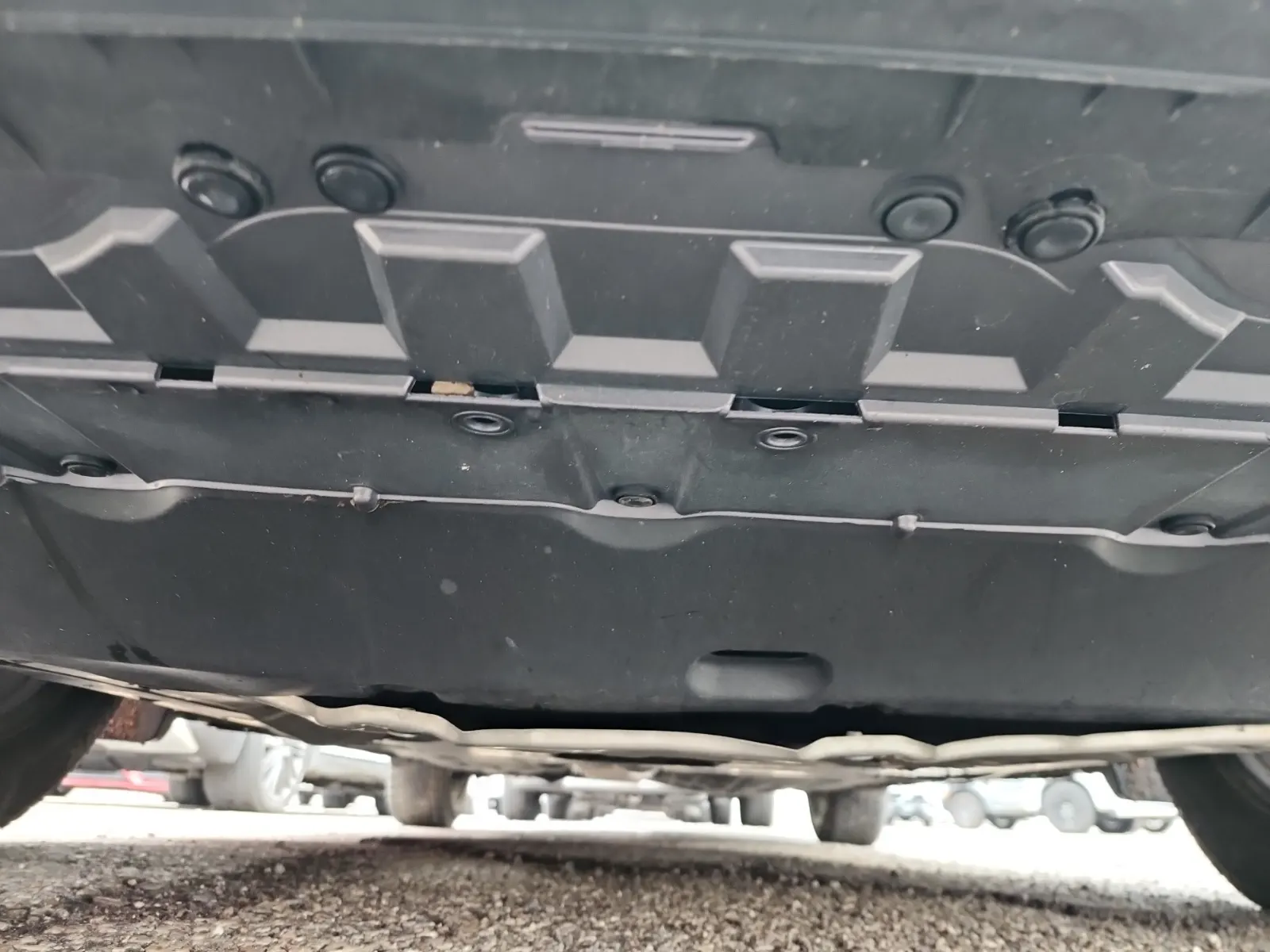 Undercarriage - Front Photo