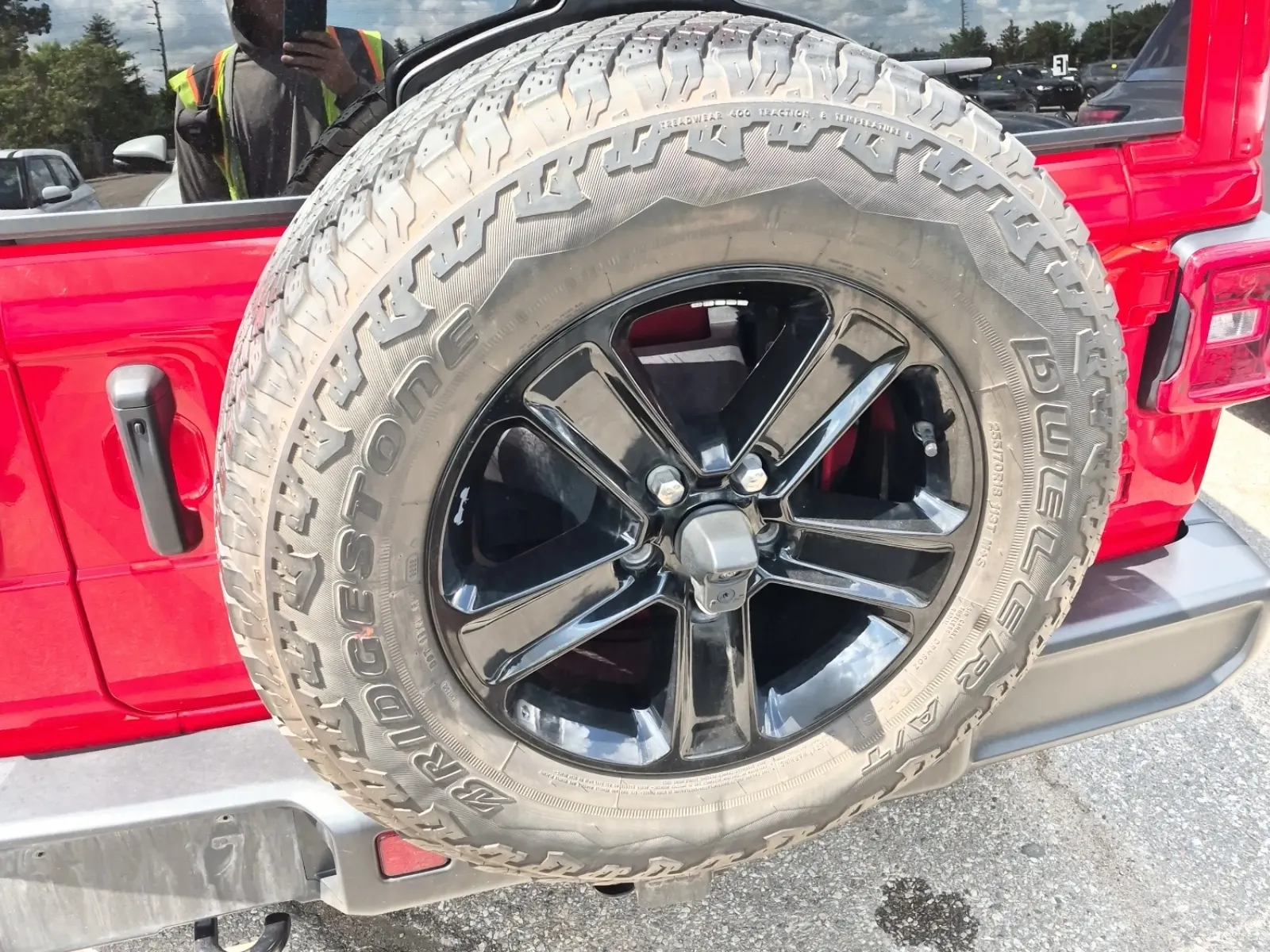 Spare Tire & Wheel Photo