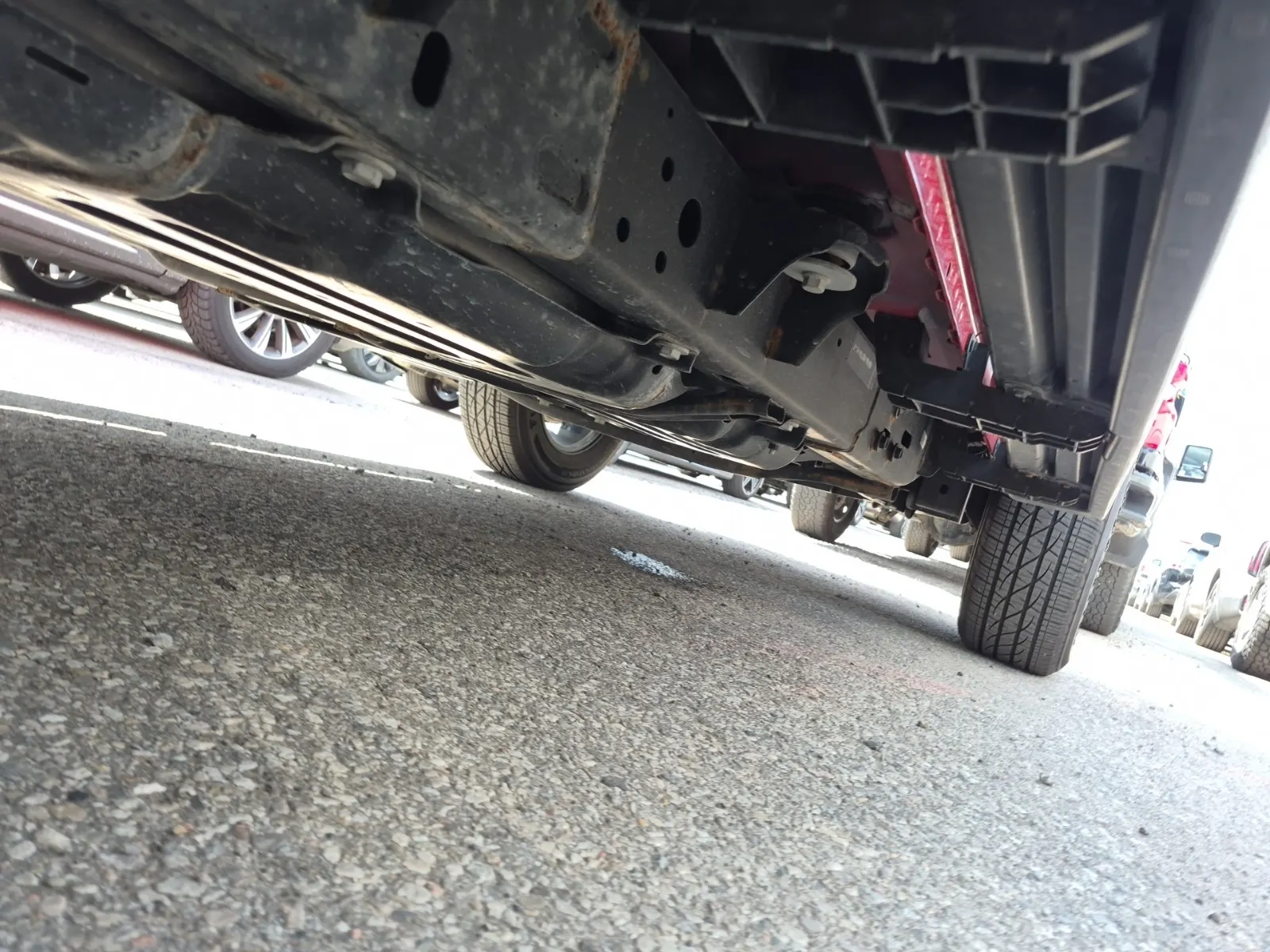 Undercarriage - Passenger Photo
