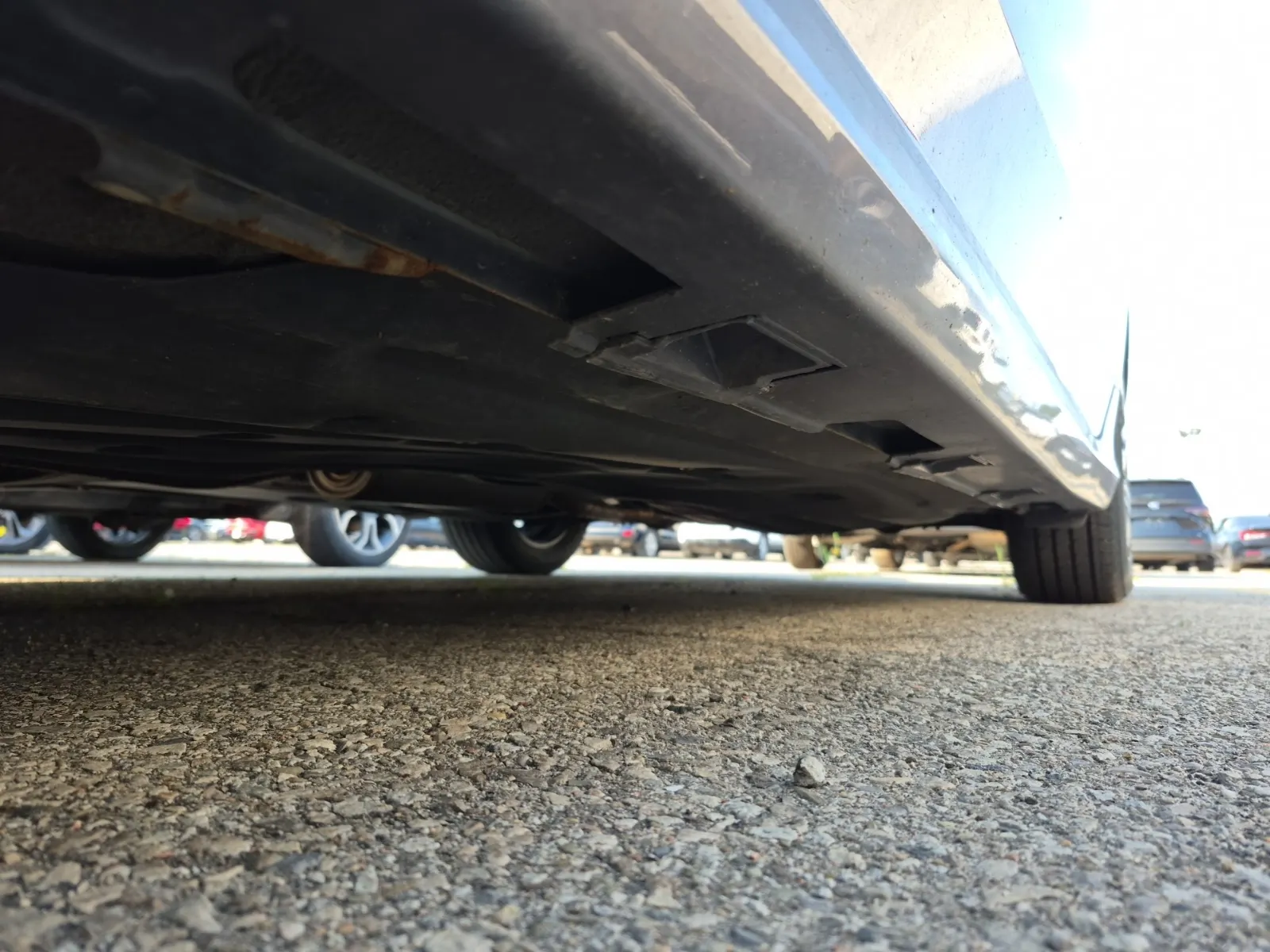 Undercarriage - Driver Photo