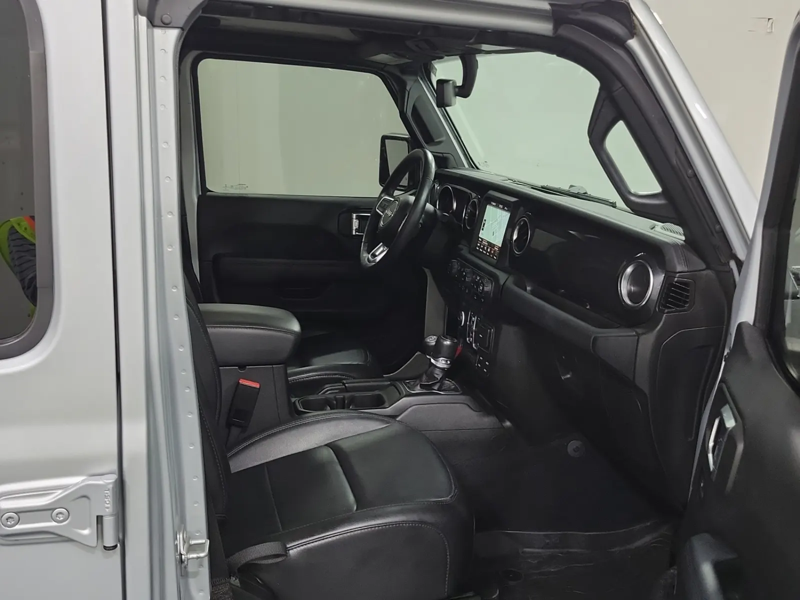 Right Side Interior Photo