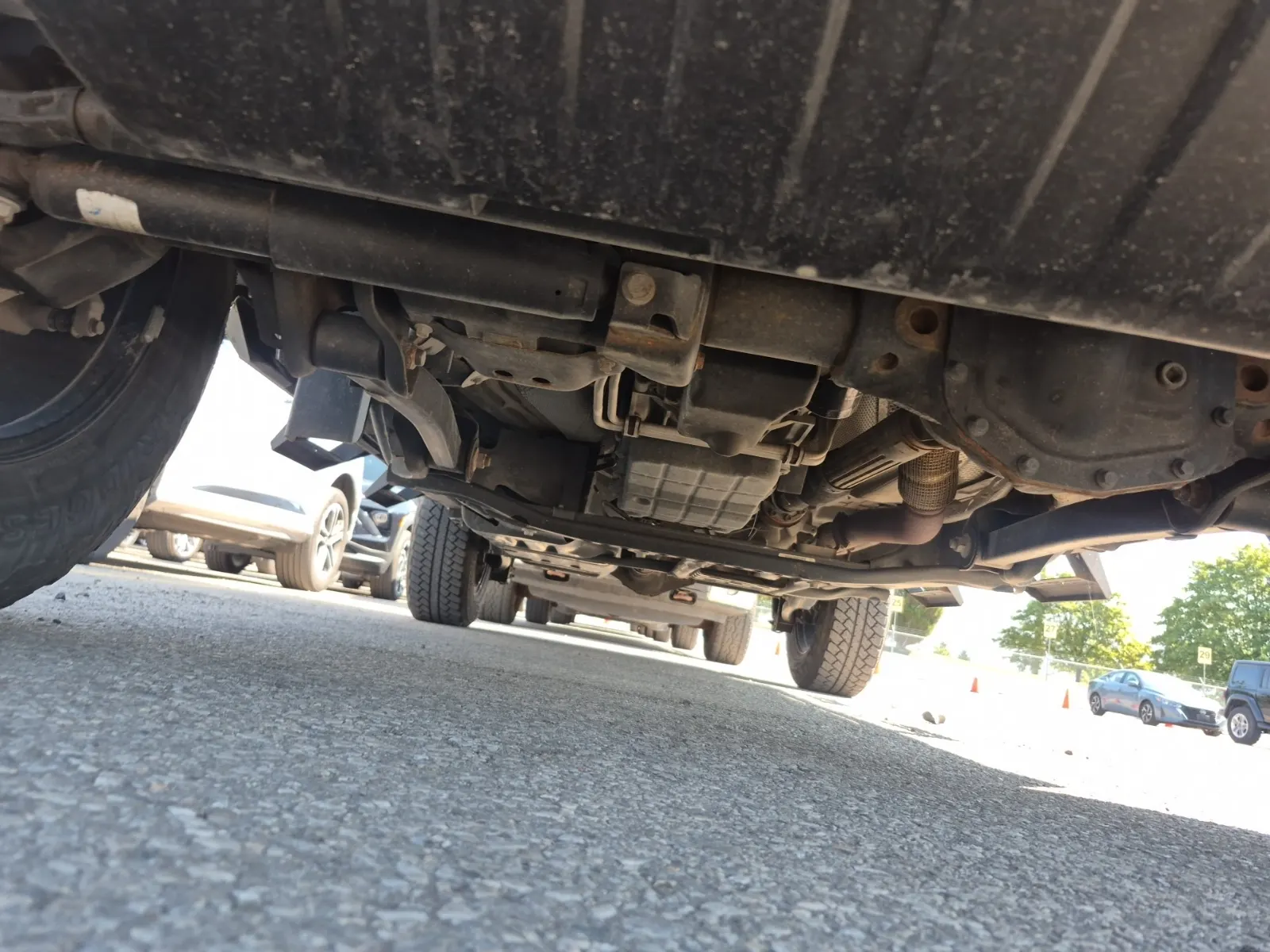 Undercarriage - Front Photo