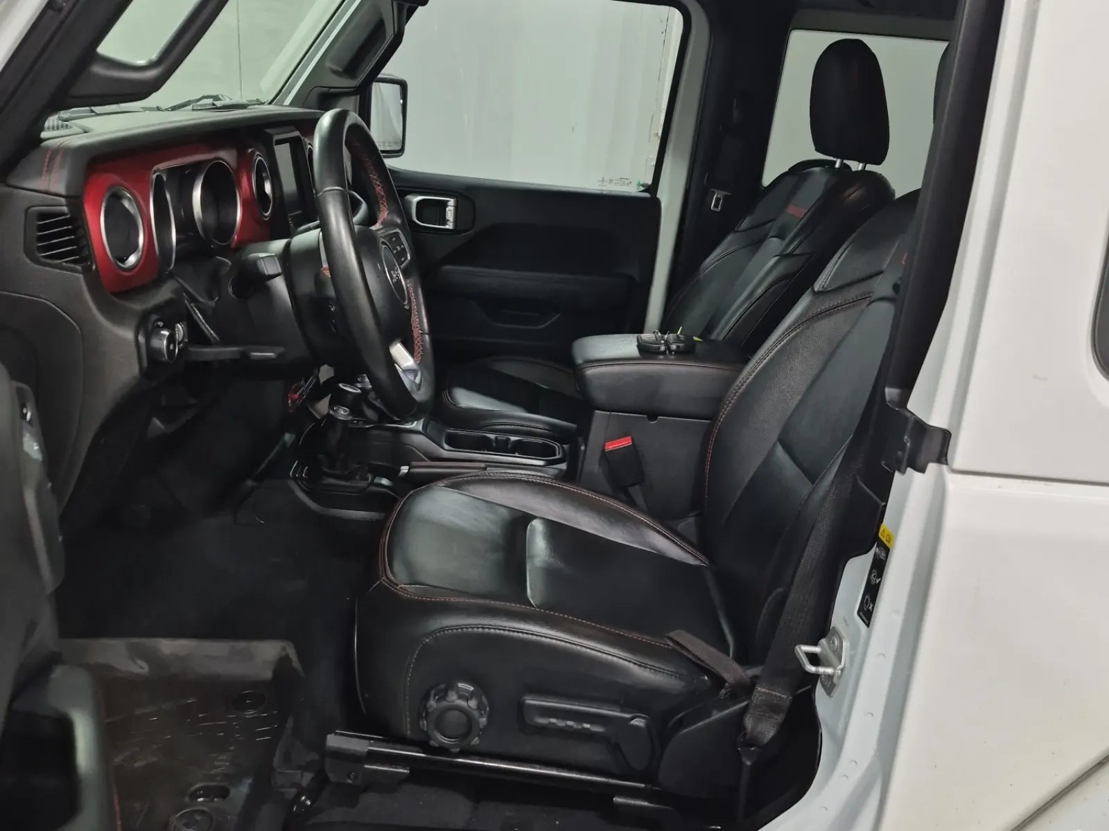 Front Interior Photo