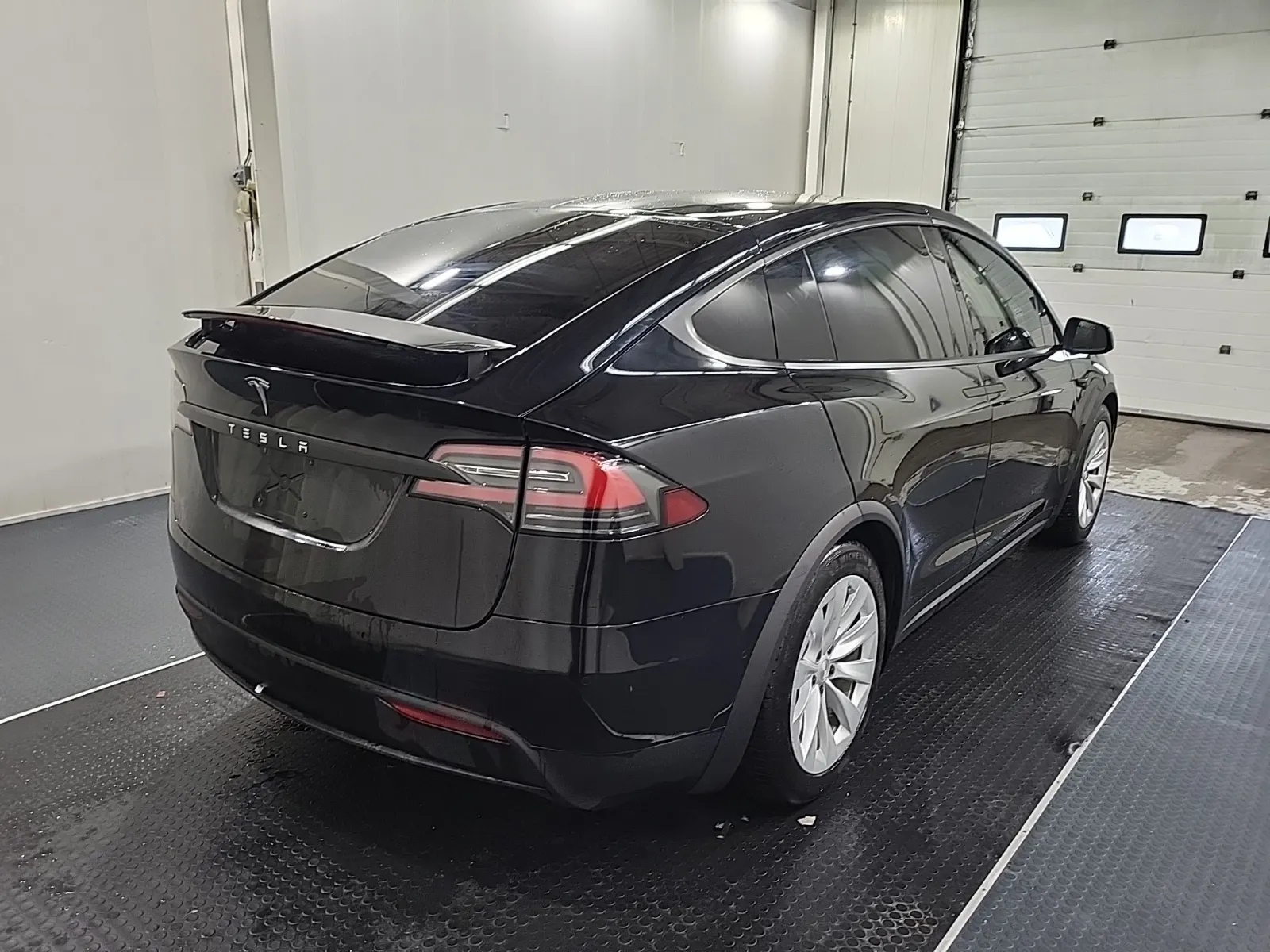 Passenger Rear 3/4 Photo