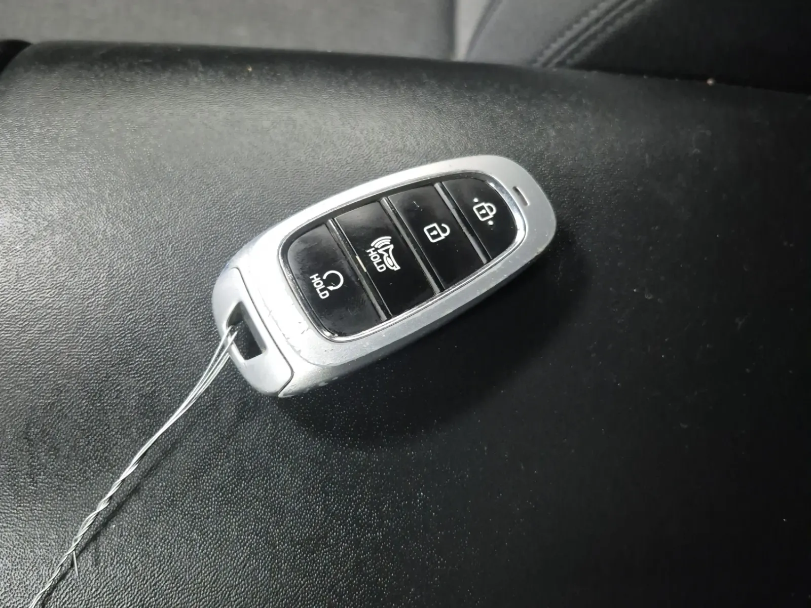 Keys/Fobs/Manual Photo