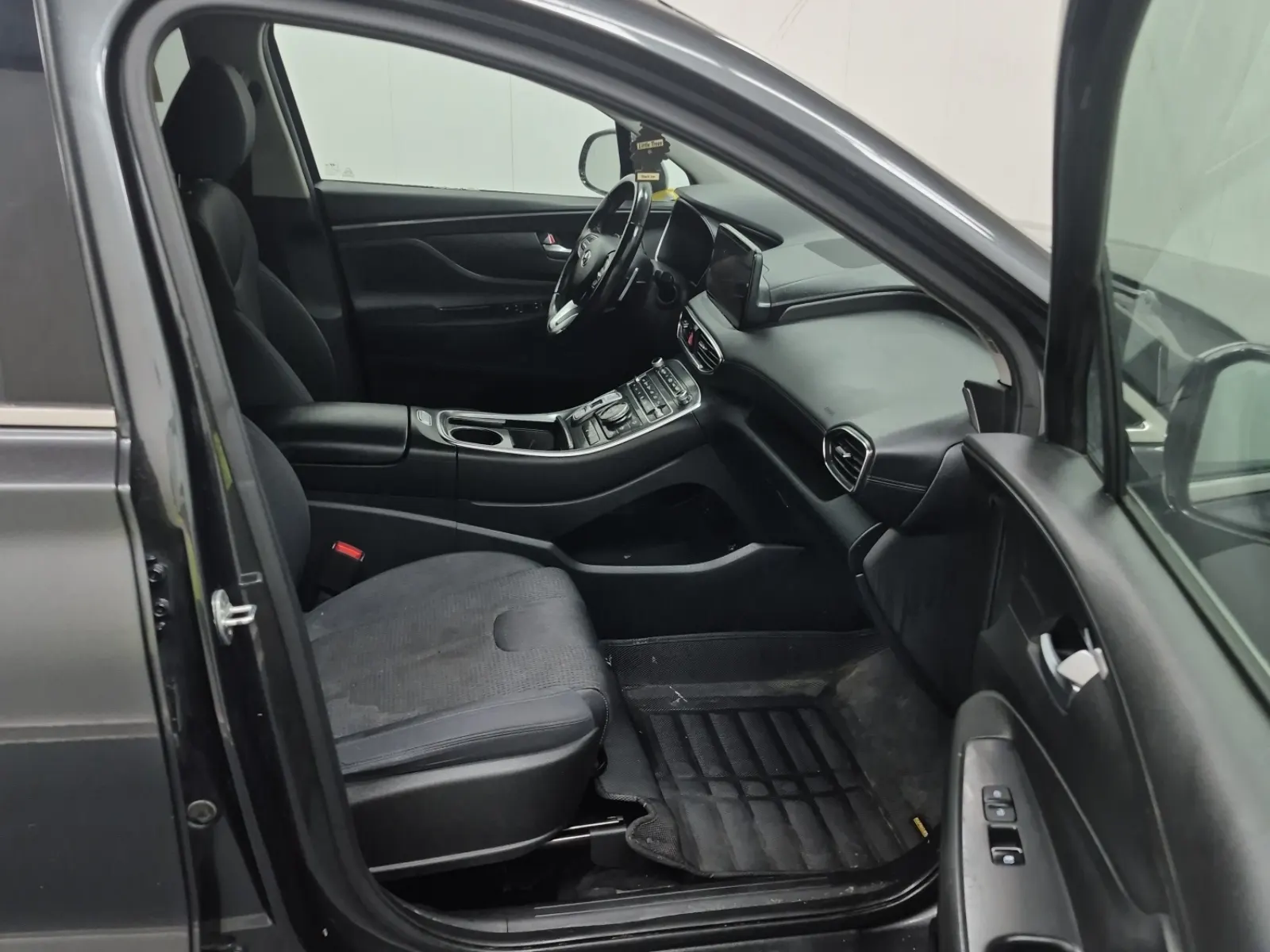 Right Side Interior Photo