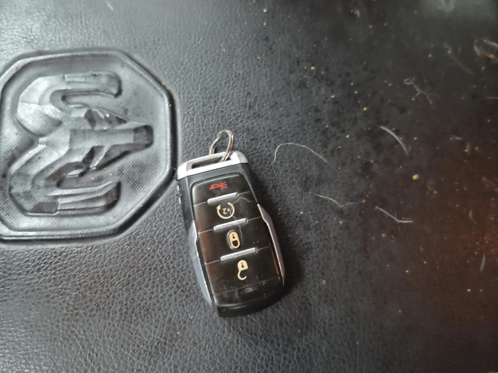 Keys/Fobs/Manual Photo