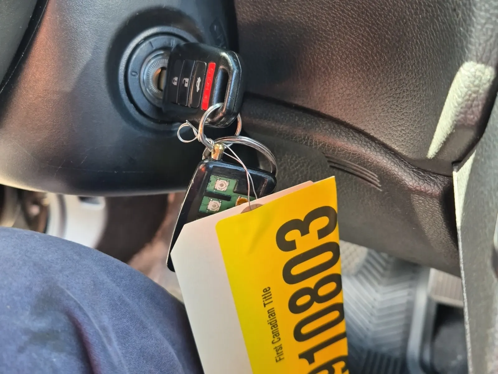 Keys/Fobs/Manual Photo