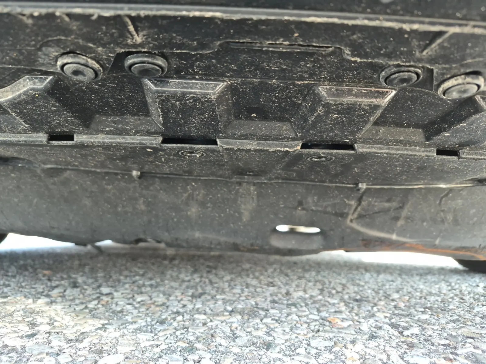 Undercarriage - Front Photo