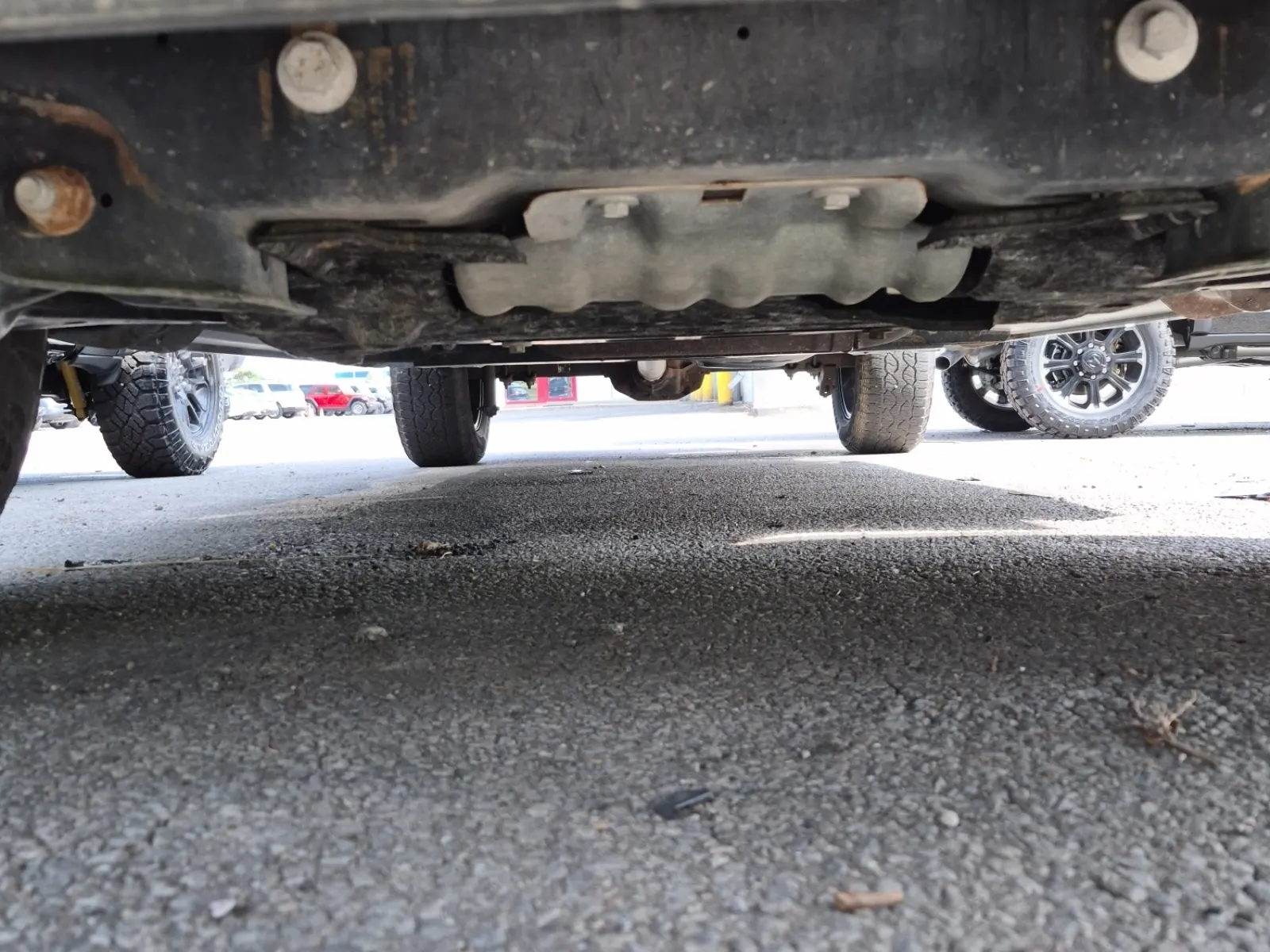 Undercarriage - Front Photo