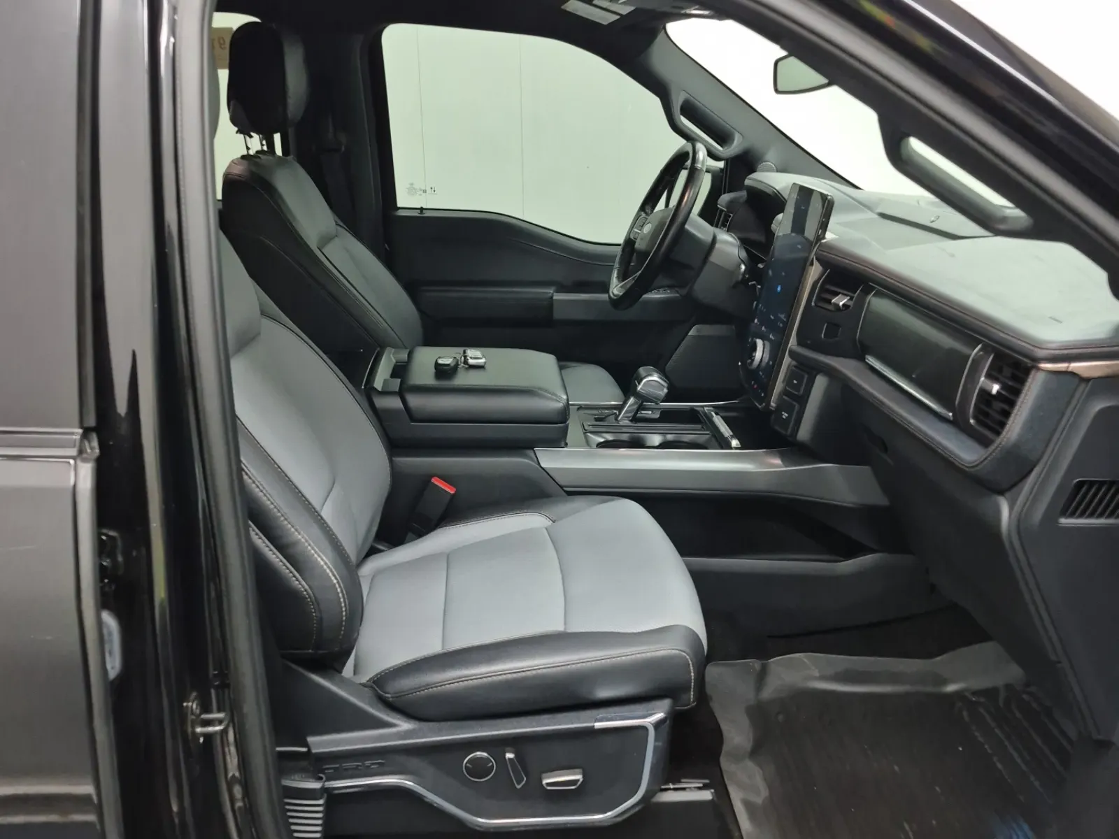 Right Side Interior Photo