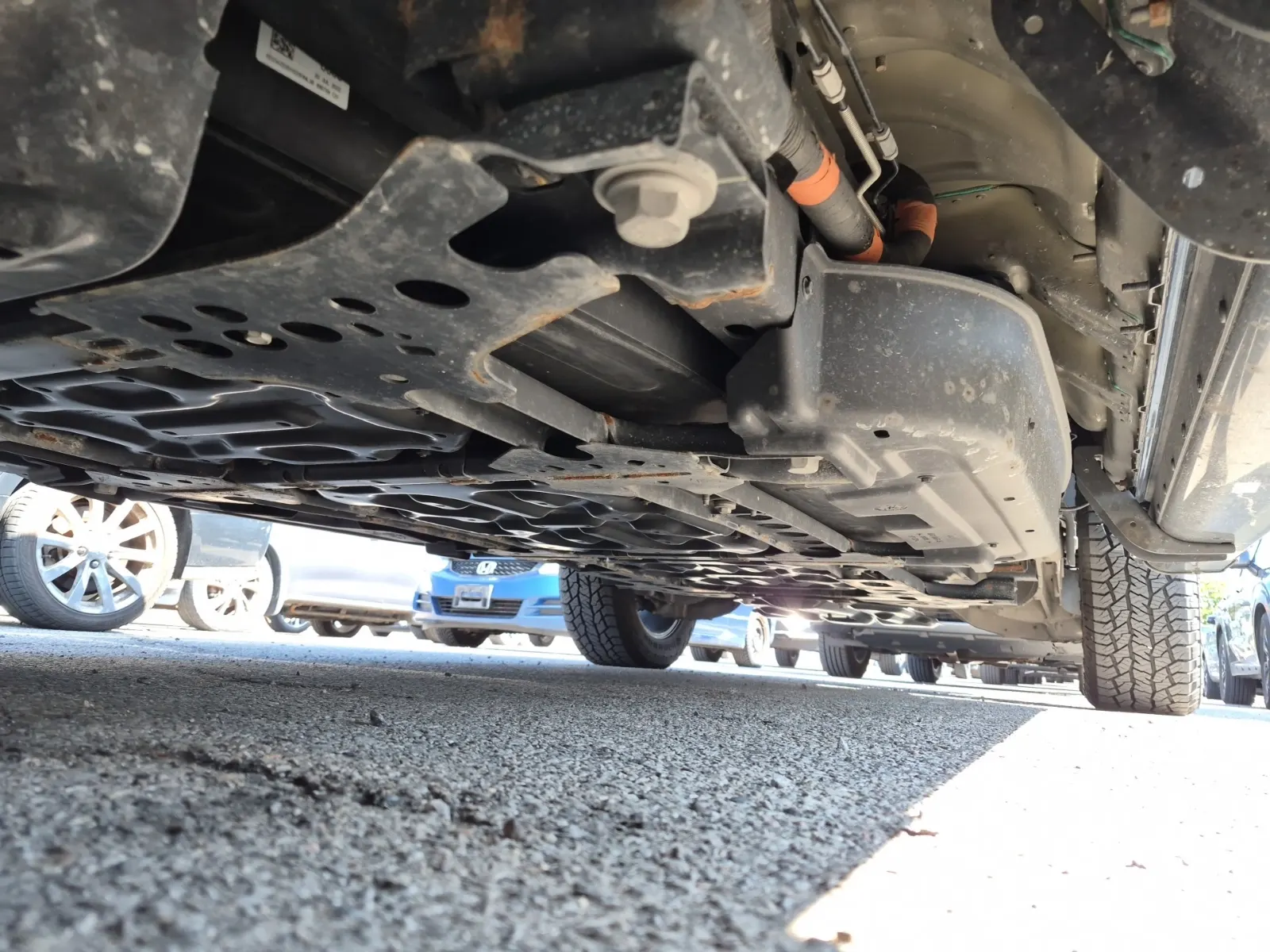 Undercarriage - Driver Photo