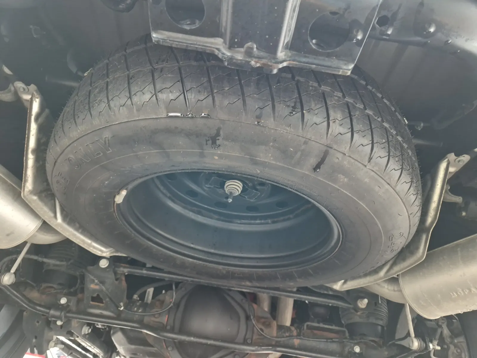 Spare Tire & Wheel Photo