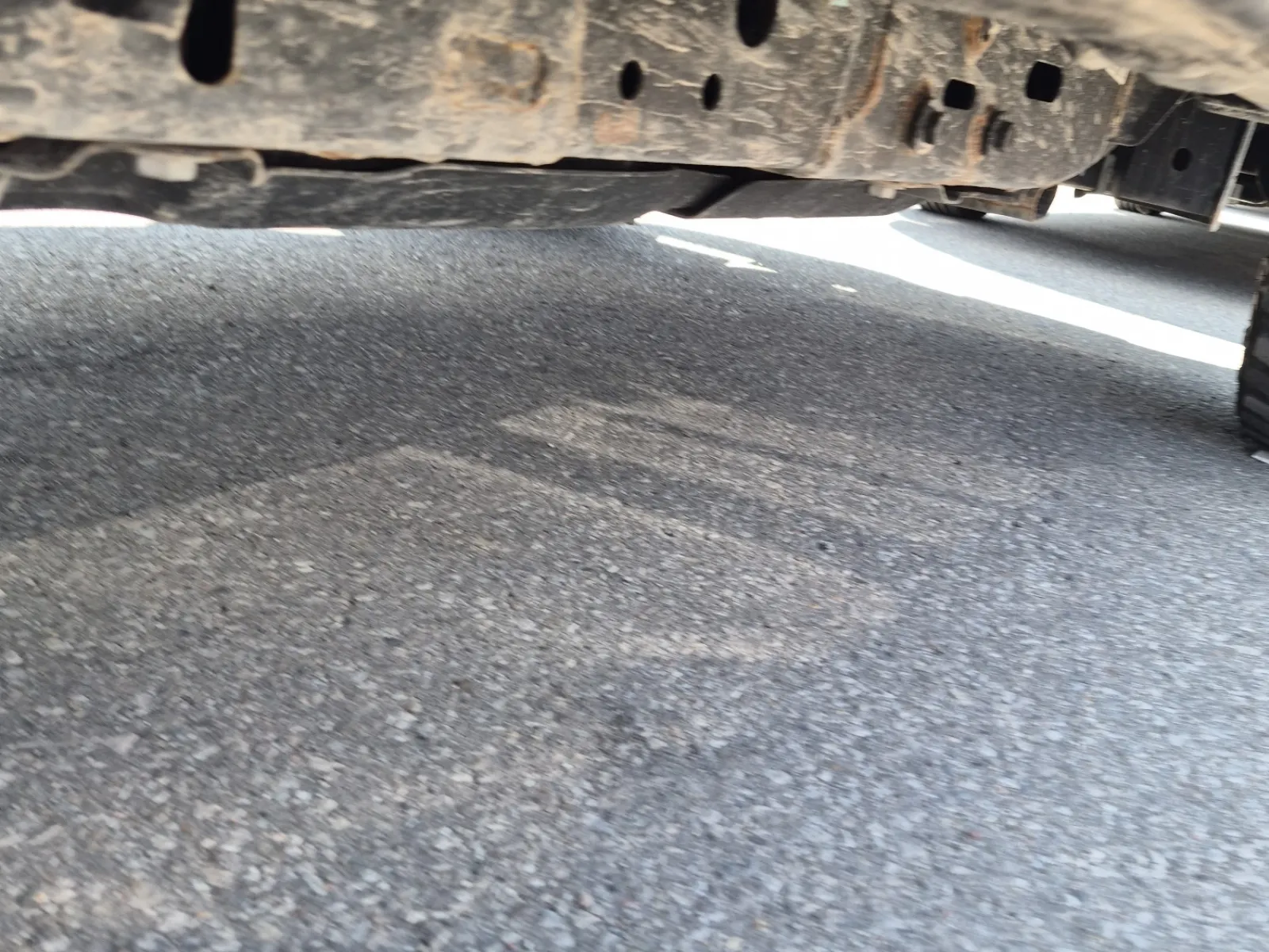 Undercarriage - Passenger Photo