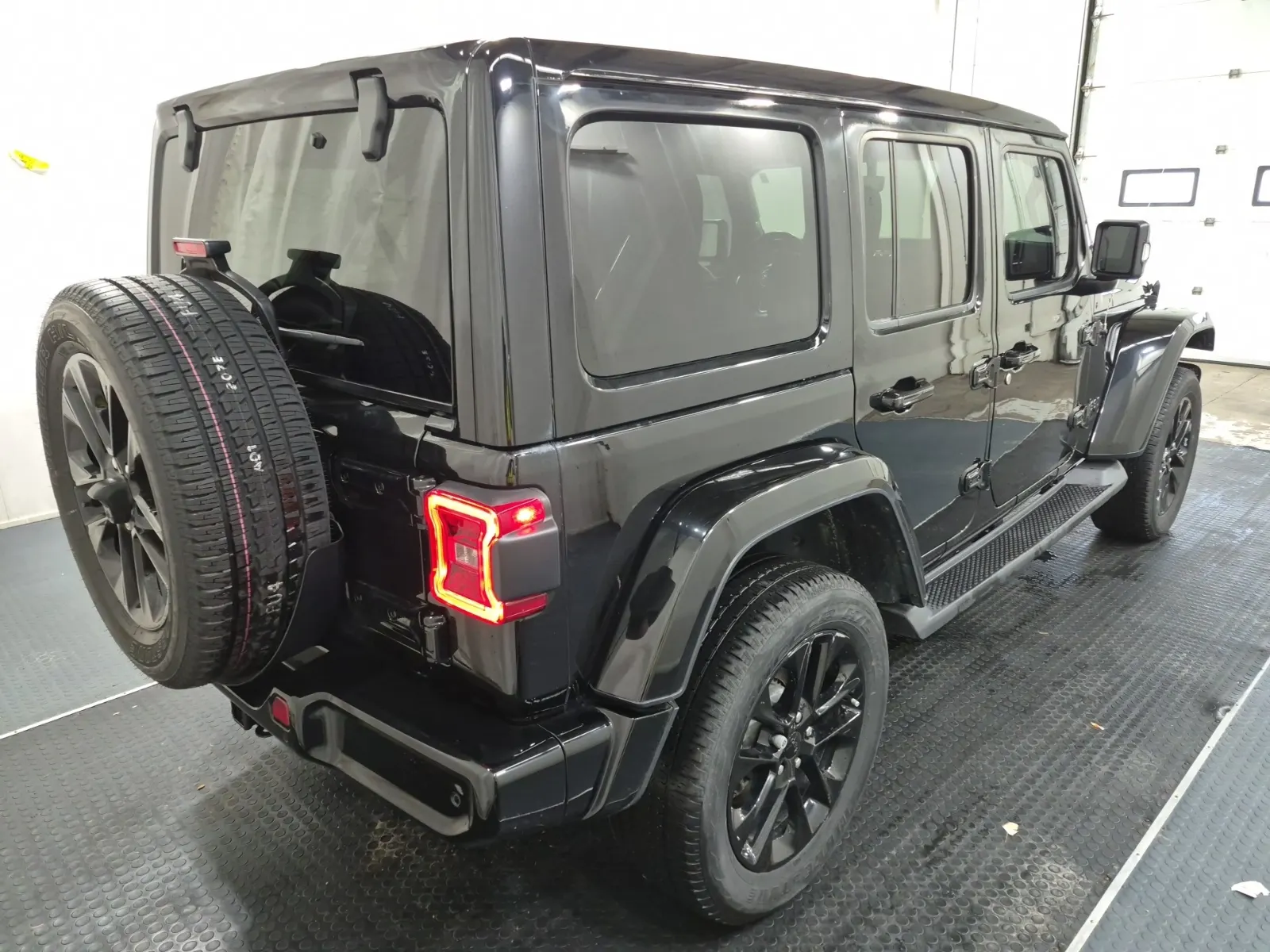 Passenger Rear 3/4 Photo