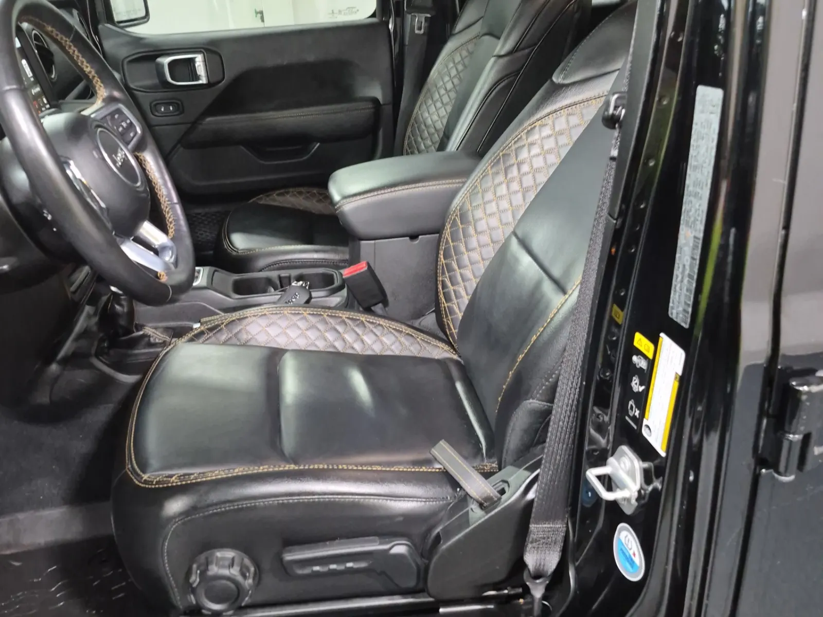 Front Interior Photo