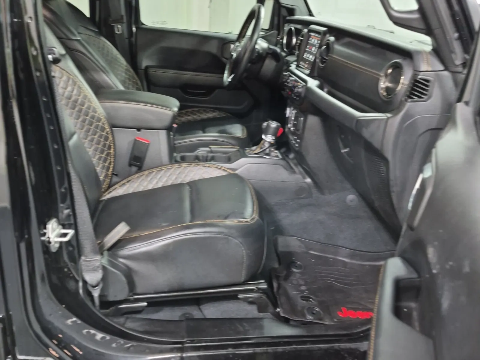 Right Side Interior Photo