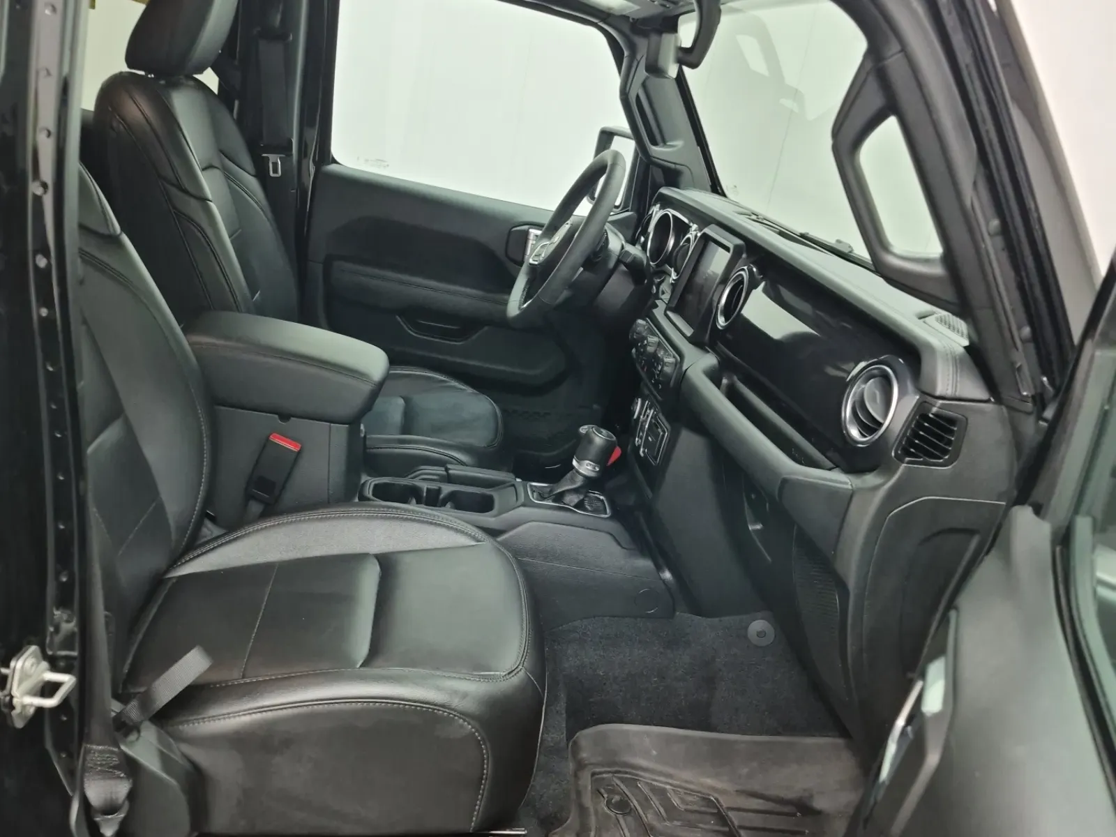 Right Side Interior Photo
