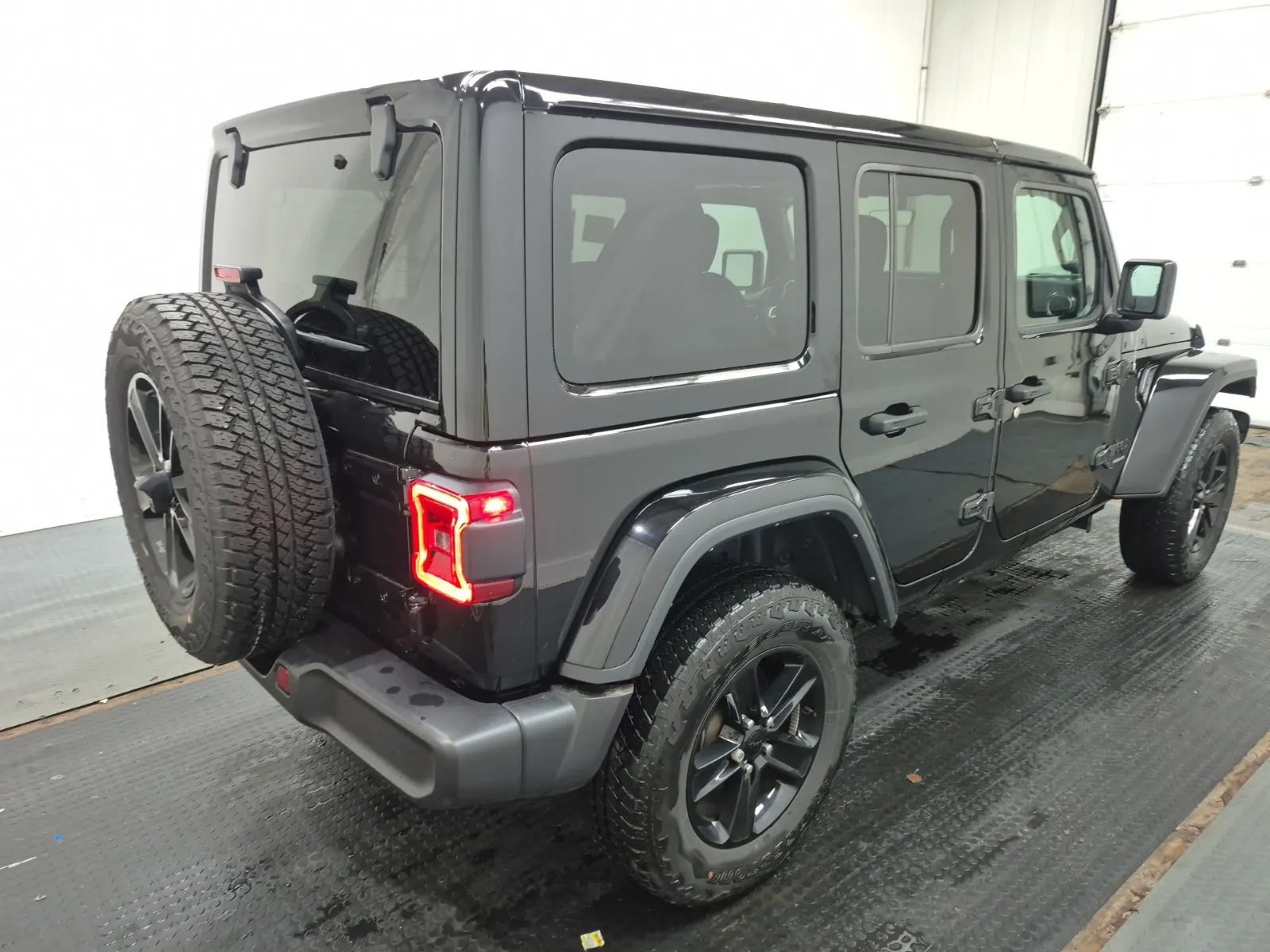 Passenger Rear 3/4 Photo