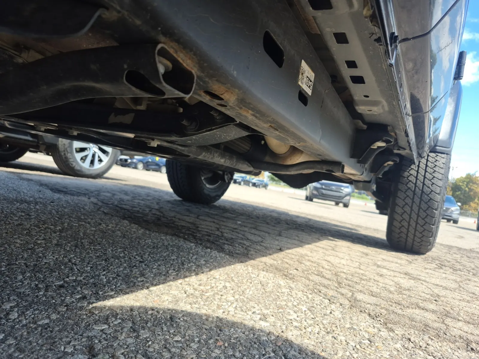 Undercarriage - Driver Photo